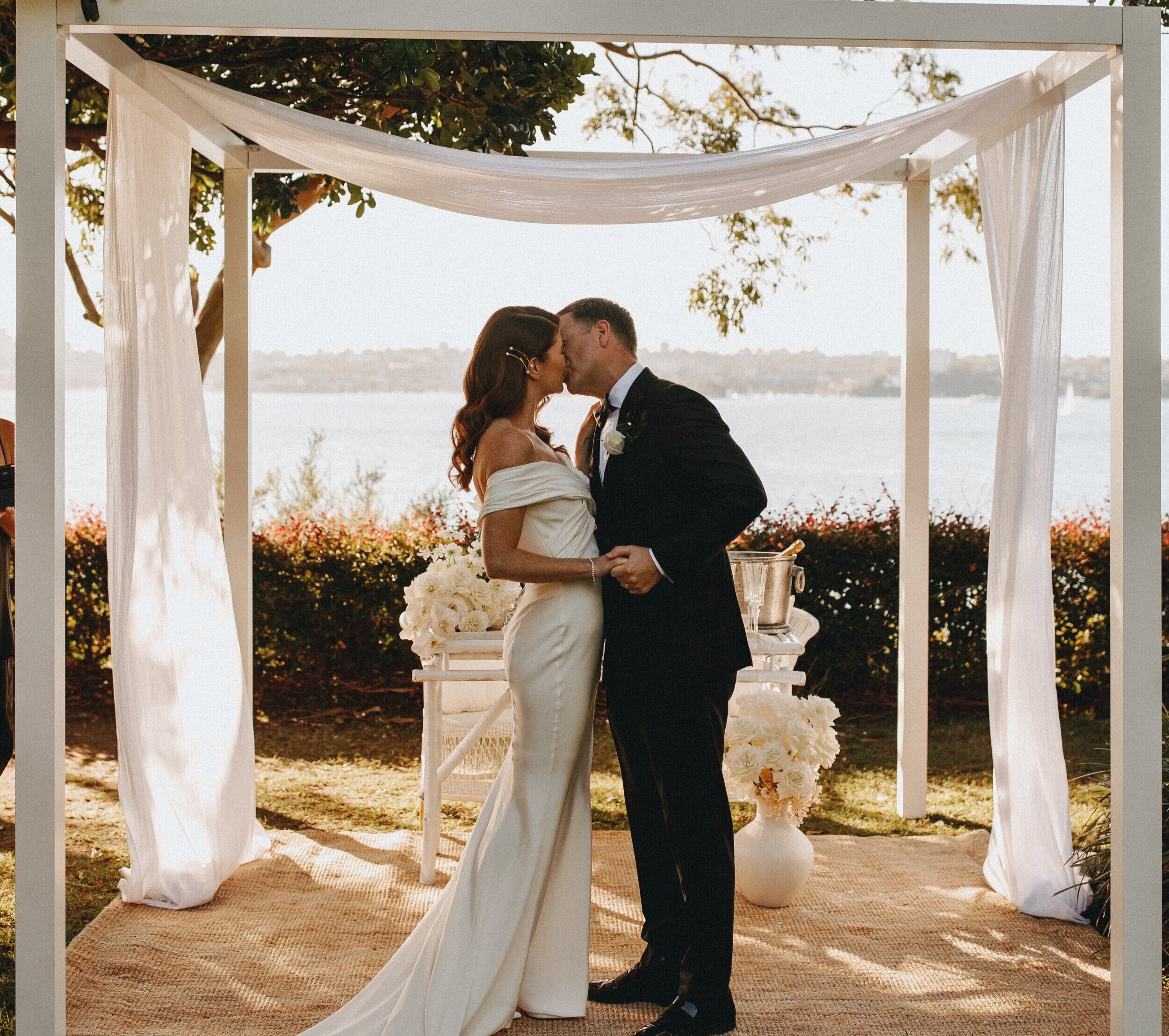 Intimate+wedding+styled+by+The+Curated+Life+.jpg