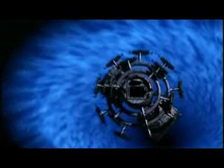 Raider_mothership_arrives.jpg