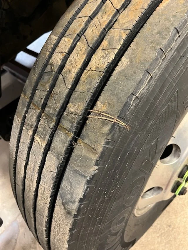 2018 freightliner tires.JPG
