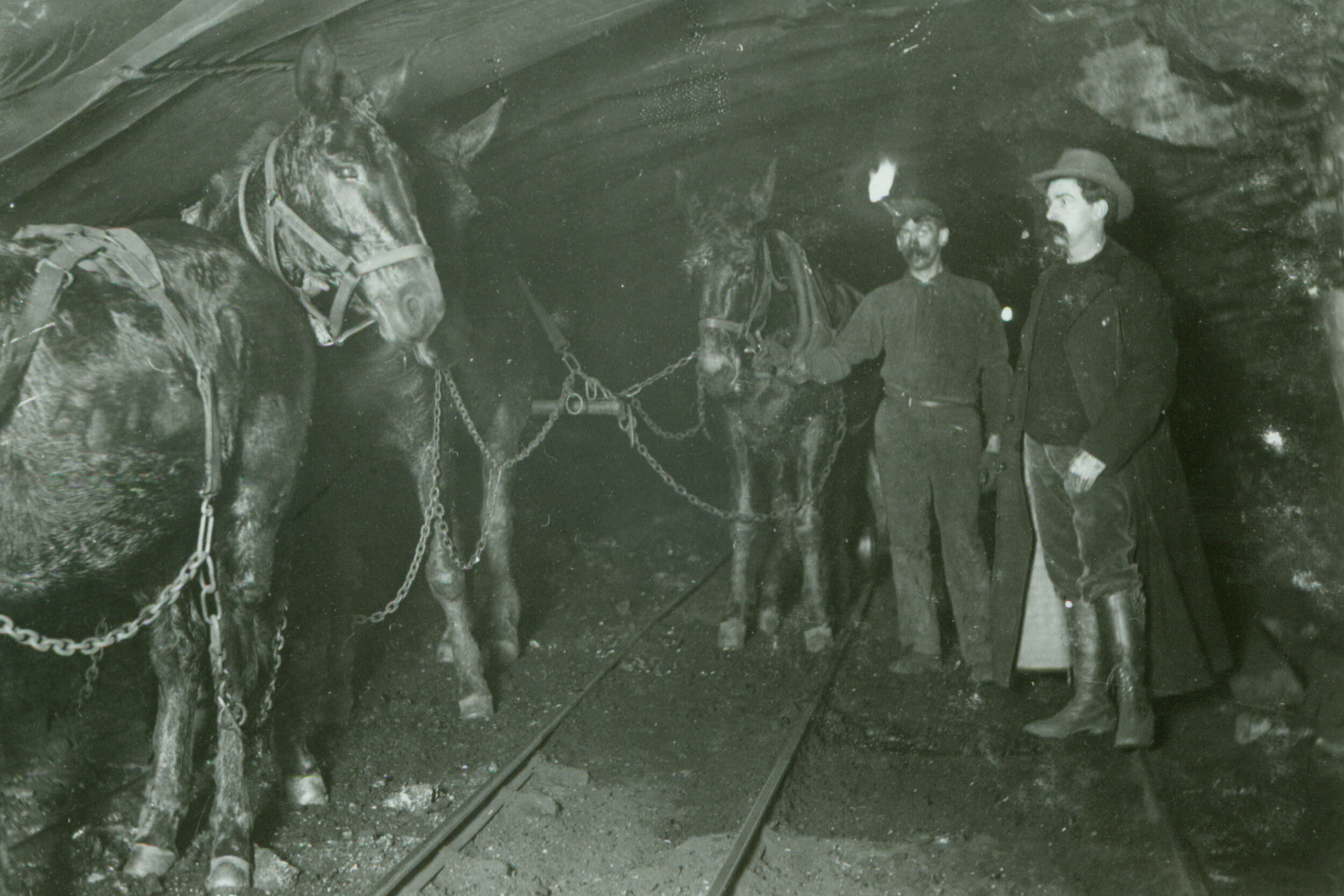 In the Rocky Fork Mine 1896.JPG