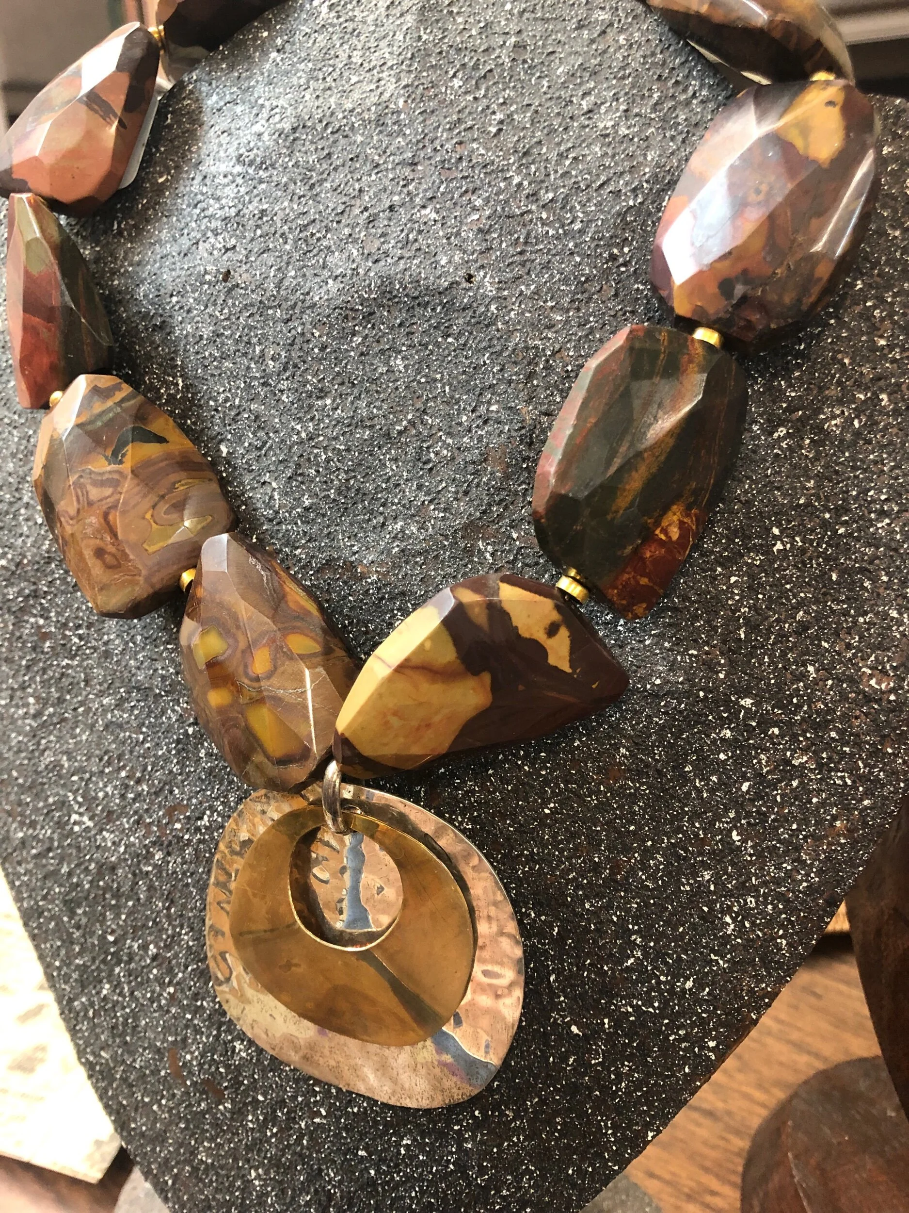 959E070A-A471-44F2-87E1-21F80DC21BBE