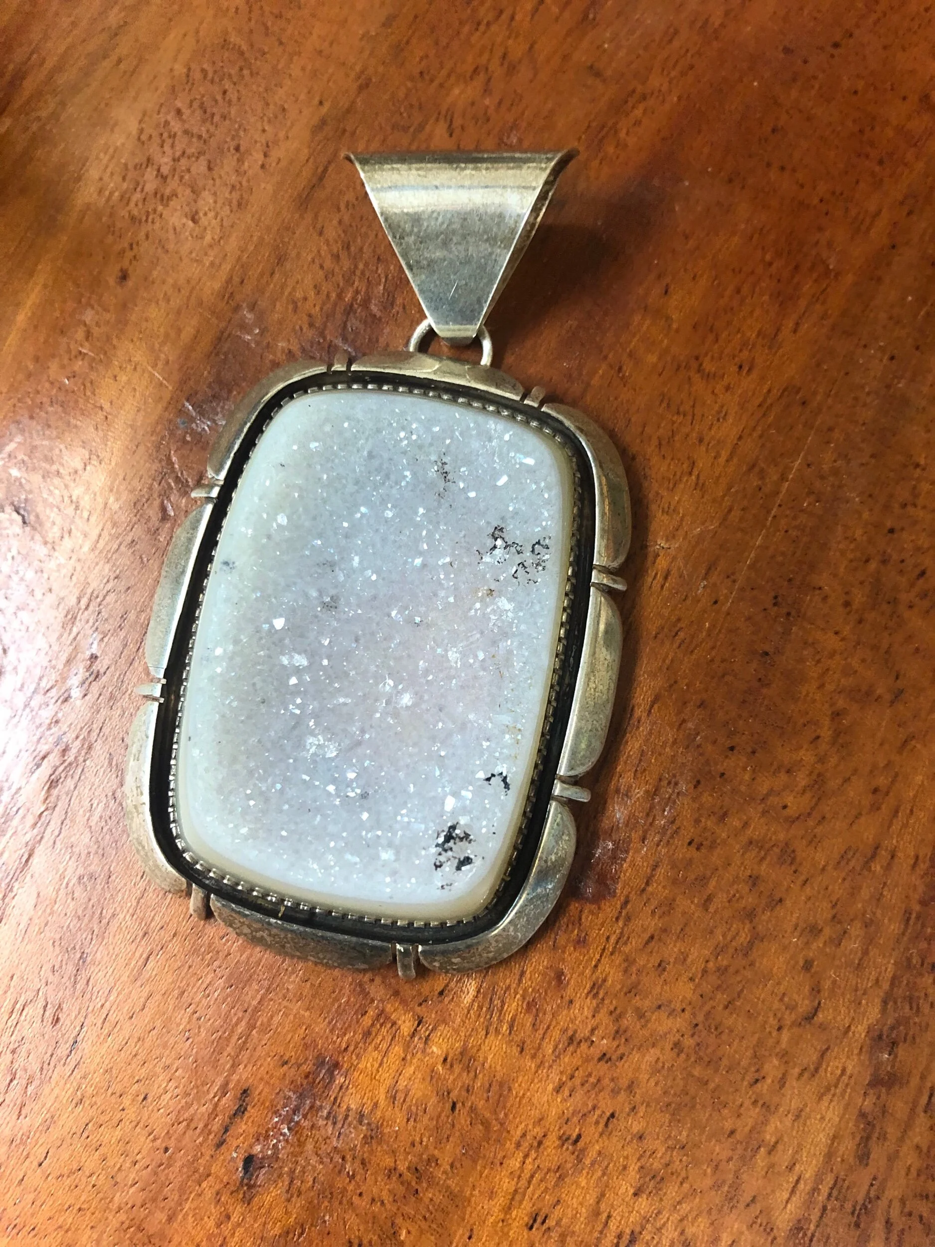 3F573C4A-569D-4678-9634-A4A695BFAEC3