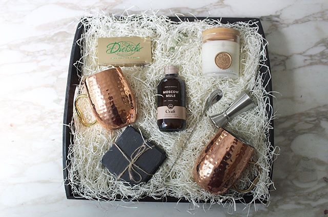 A little revised look to one of my more popular gift baskets, the Moscow Mule! I will be introducing a slightly smaller version of this gift in our new online shop... coming soon! What do you think?! ✨