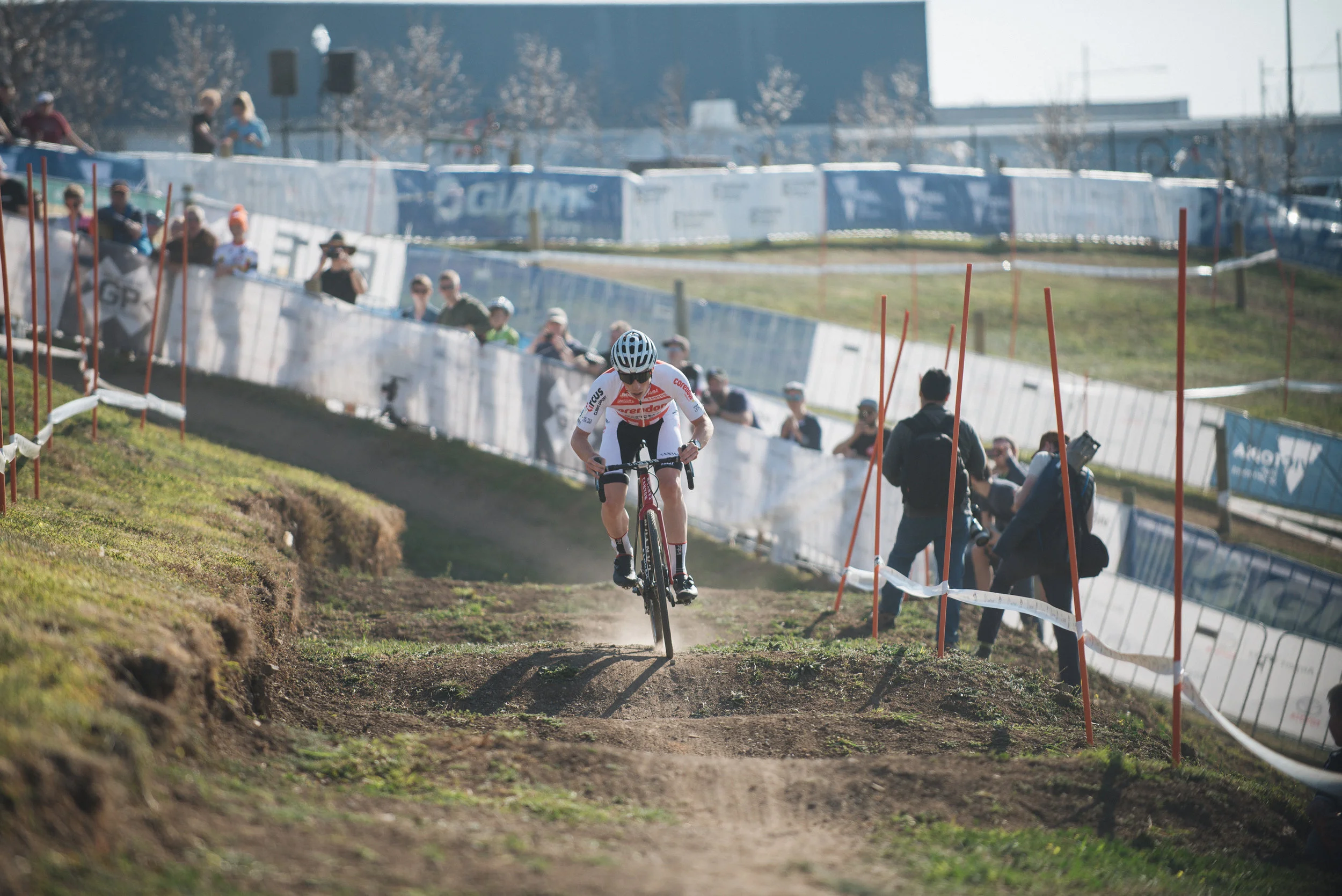 Solo Jens hitting the whoops 
