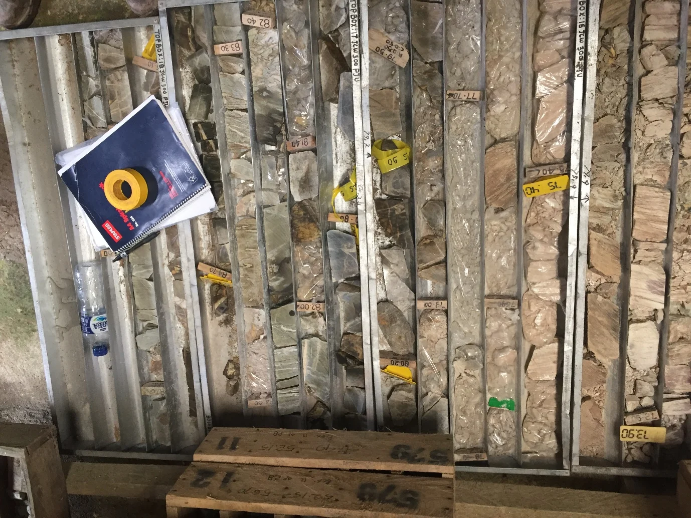 Example depicting preservation of structural zone in historic drill core