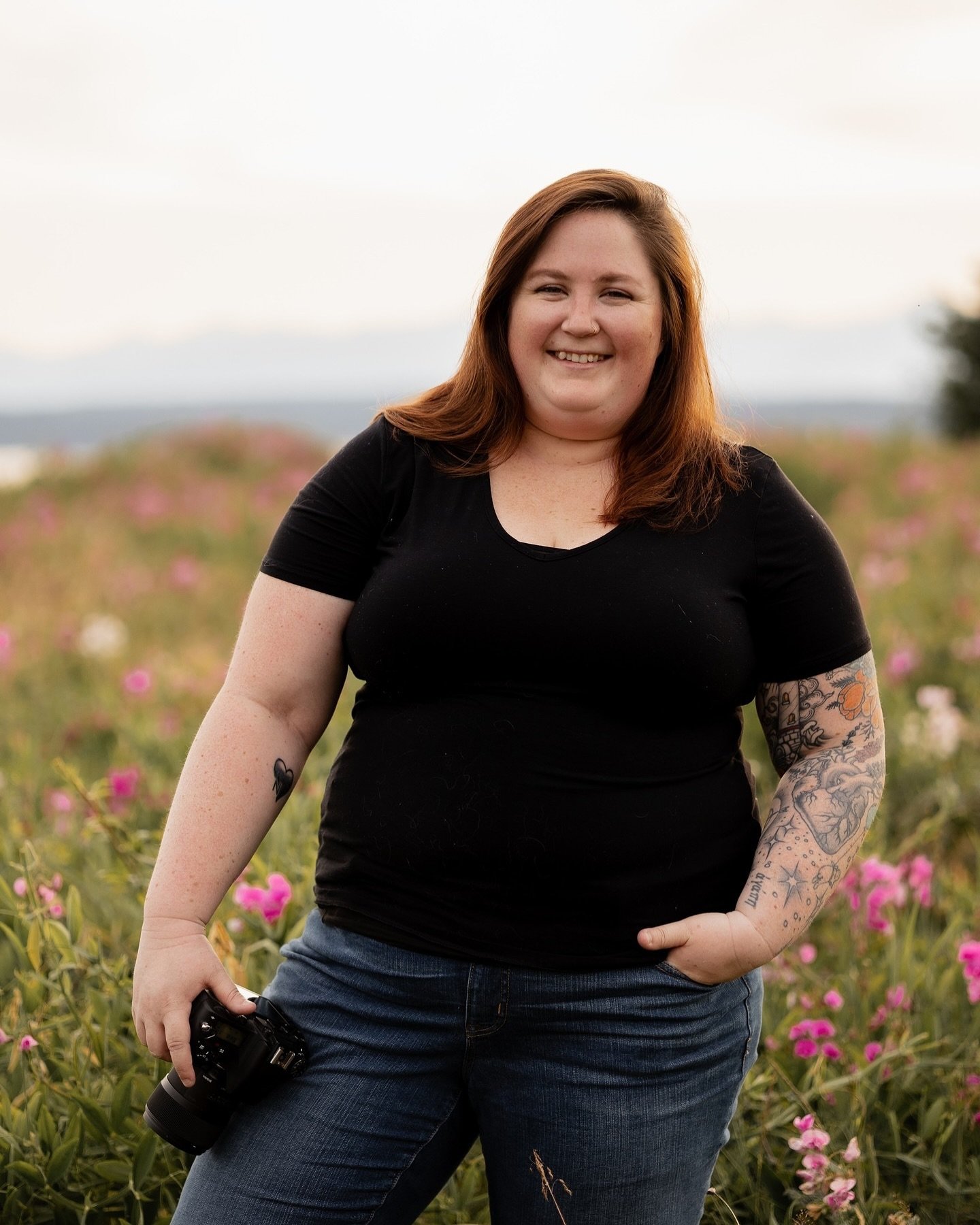 Hi friends! I&rsquo;ve noticed some new faces around here recently, so I think a reintroduction is in order.⁠
⁠
I&rsquo;m Jessica!⁠
⁠
For over 12 years, I worked as a nanny for many amazing families, which really tuned me into the magic of everyday m
