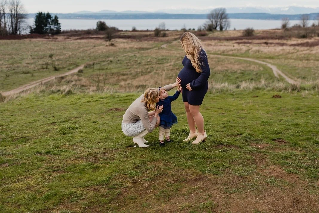 This morning proved that winter sessions can be so good. Clear skies, soft light, crisp air&hellip; honestly one of my favorite kinds of days to shoot. If you&rsquo;ve been avoiding winter because you picture nonstop rain, don&rsquo;t. We get plenty 