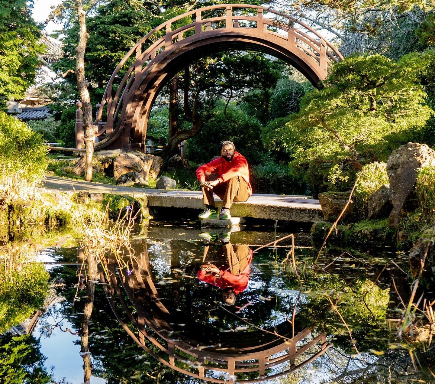 Today, I am thankful to be alive, to be safe, to be surrounded by love. If we have these privileges, we must carry it forward to our Mother Earth. Without her, there is no us. Happy Earth (every)Day! 🌏🌍
&bull;
&bull;
&bull;
&bull;
&bull;
&bull;
#ea