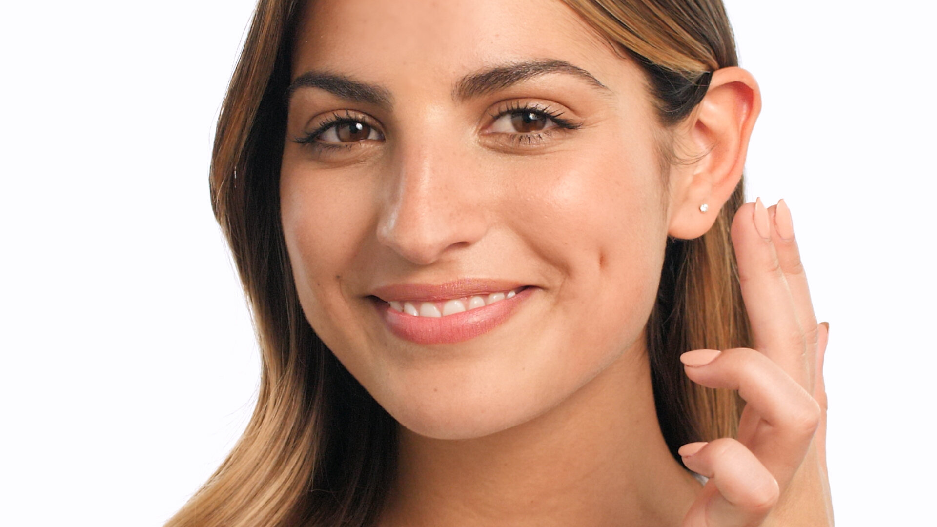 Aislinn Lowe Neutrogena Thumbnail (1).jpg