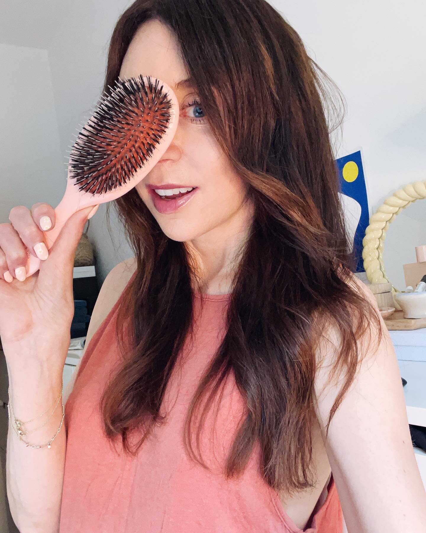 💇🏻&zwj;♀️8 B&Auml;STA SAKERNA JAG GJORT F&Ouml;R MITT H&Aring;R (UPPDATERAD)💇🏻&zwj;♀️

PEPPAR PEPPAR men mitt h&aring;r m&aring;r s&aring; bra nu. F&ouml;r n&aring;got &aring;r sedan - katastrof. H&aring;r f&ouml;ll i drivor och tinningarna gapad