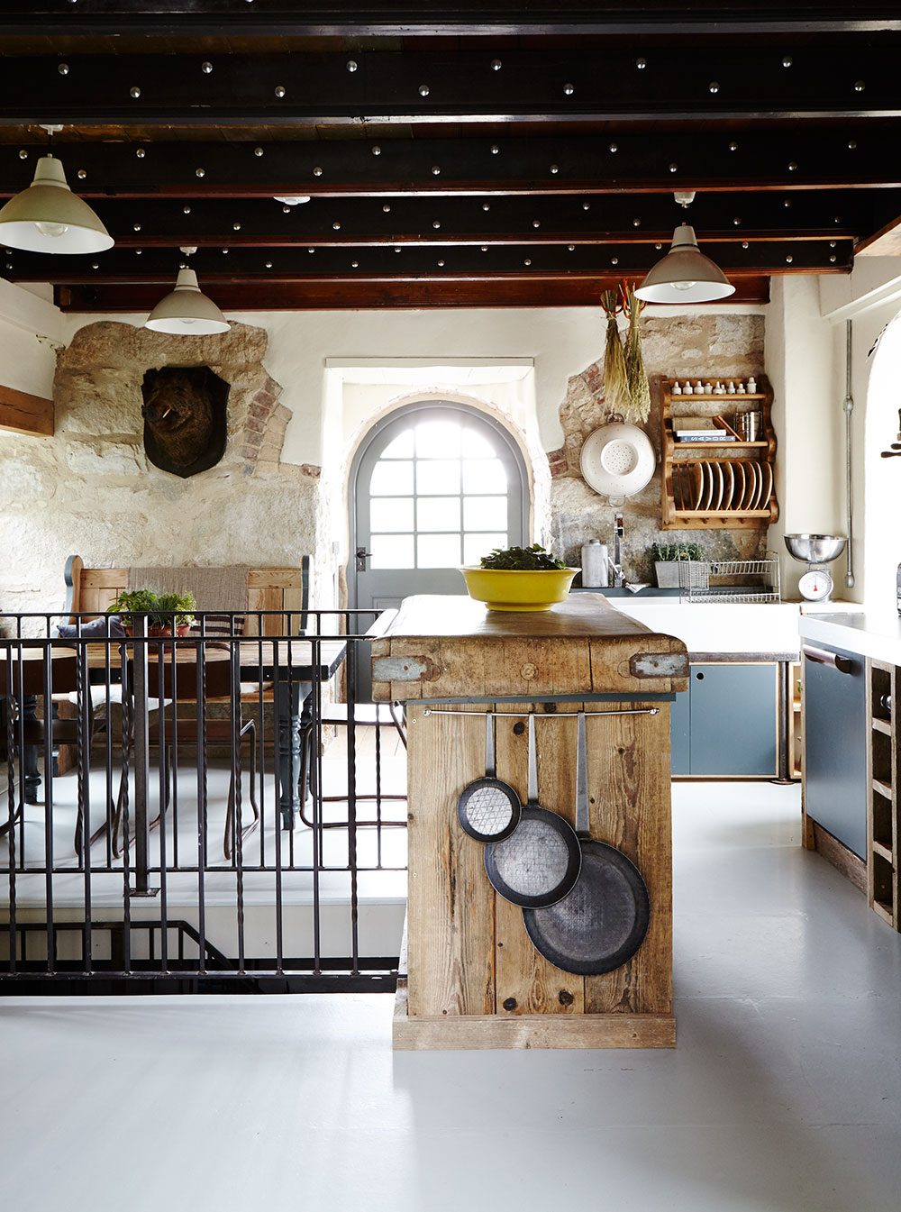 modern_rustic_kitchen.jpg