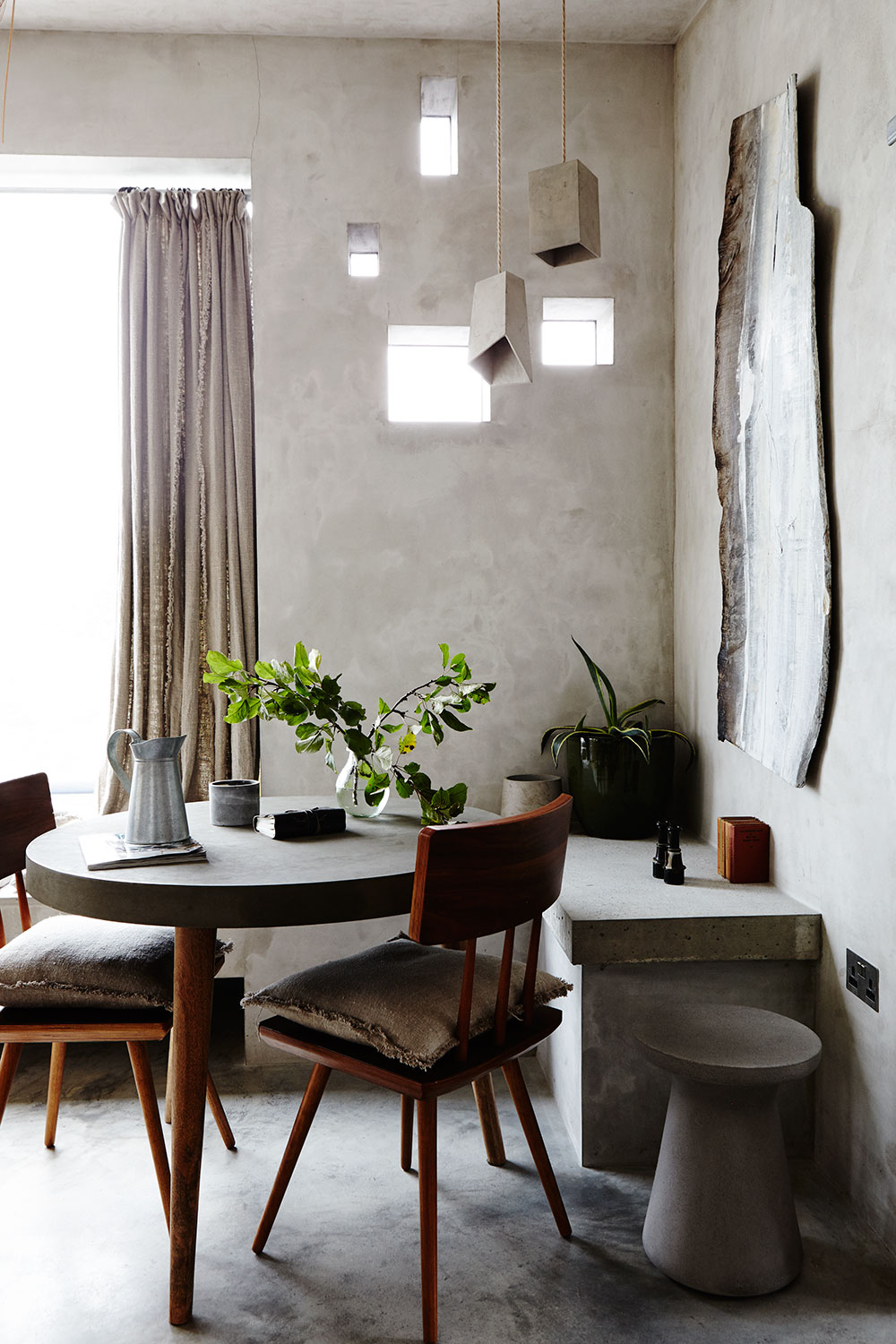 Grey_modern_rustic_dining_room.jpg