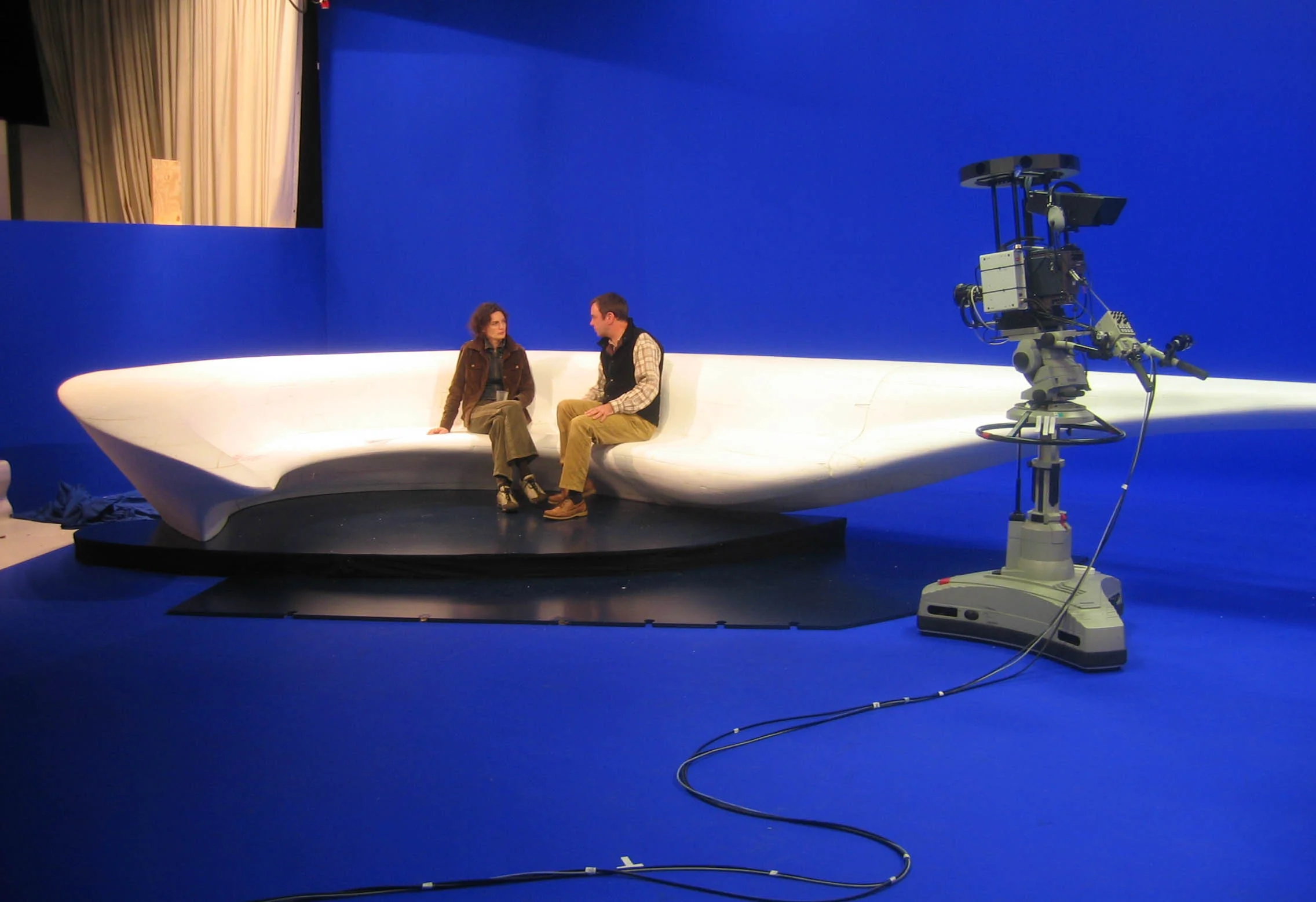 2004 RTL Mockup-Tresen