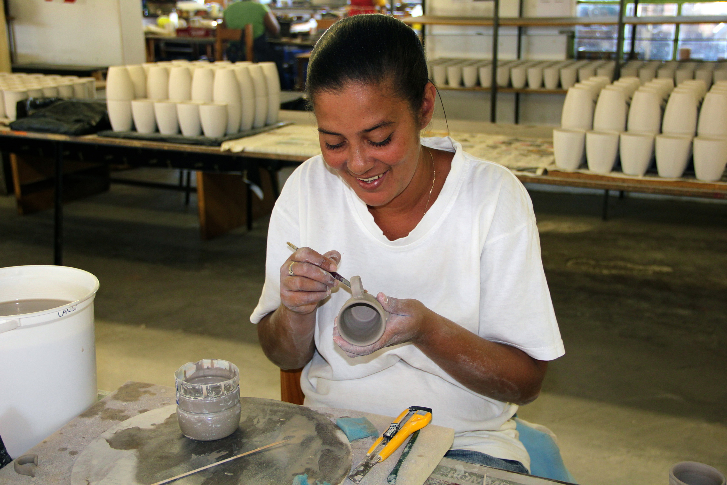 kapula-handmade-crafted-ceramics-mug.jpg