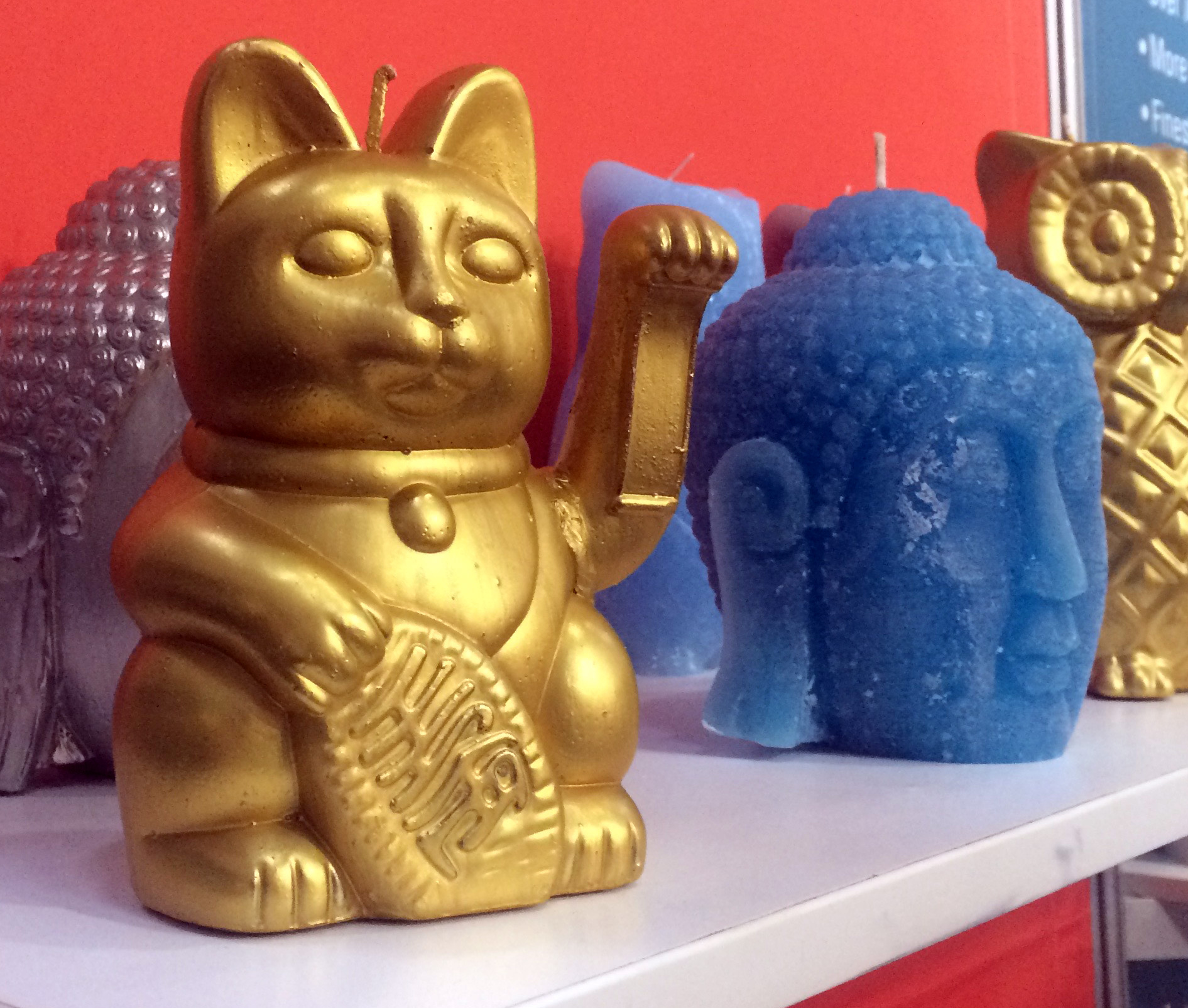 kapula-handmade-figurine-candles-lucky-cat.jpg