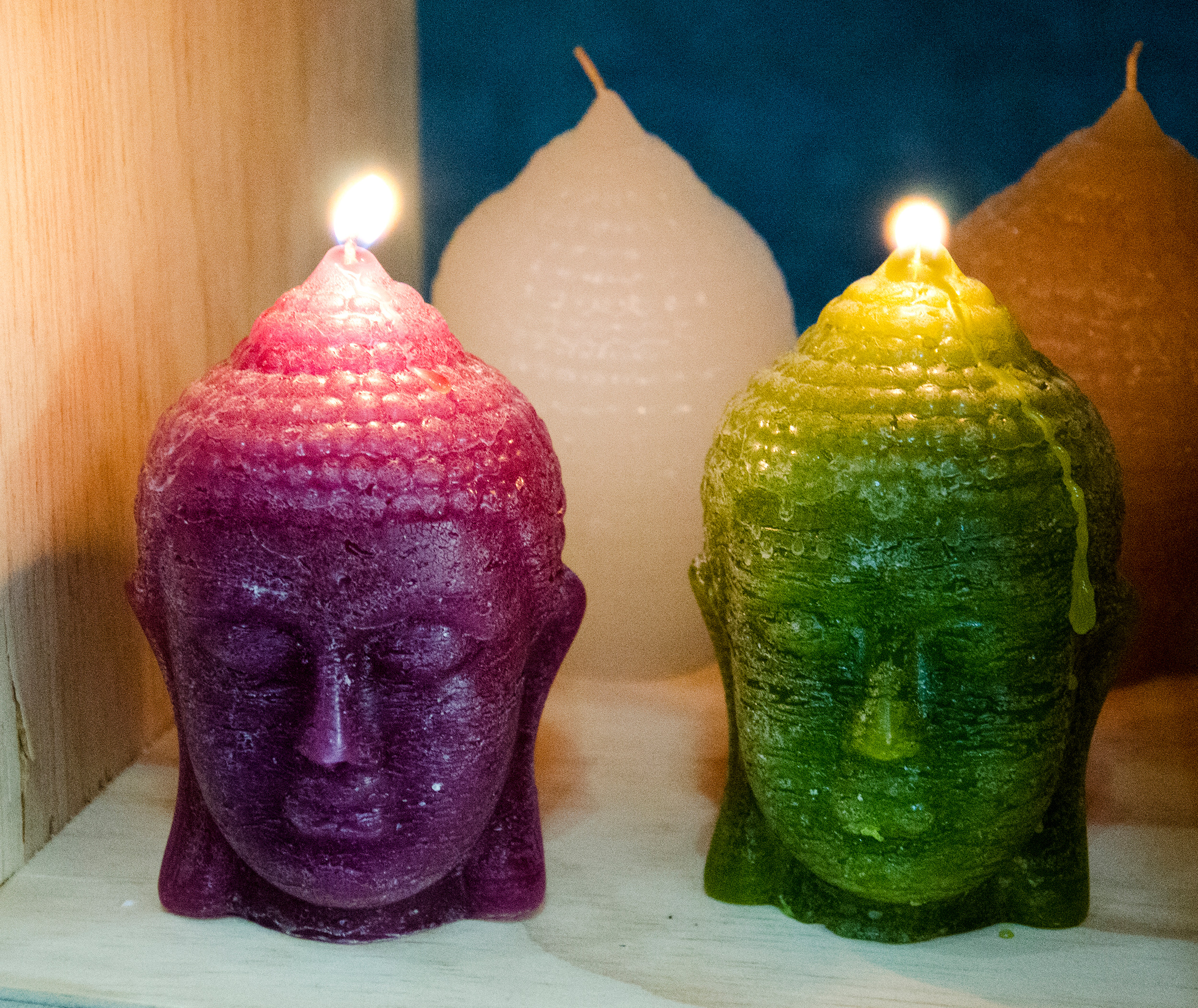 kapula-handmade-figurine-candles-eastern.jpg