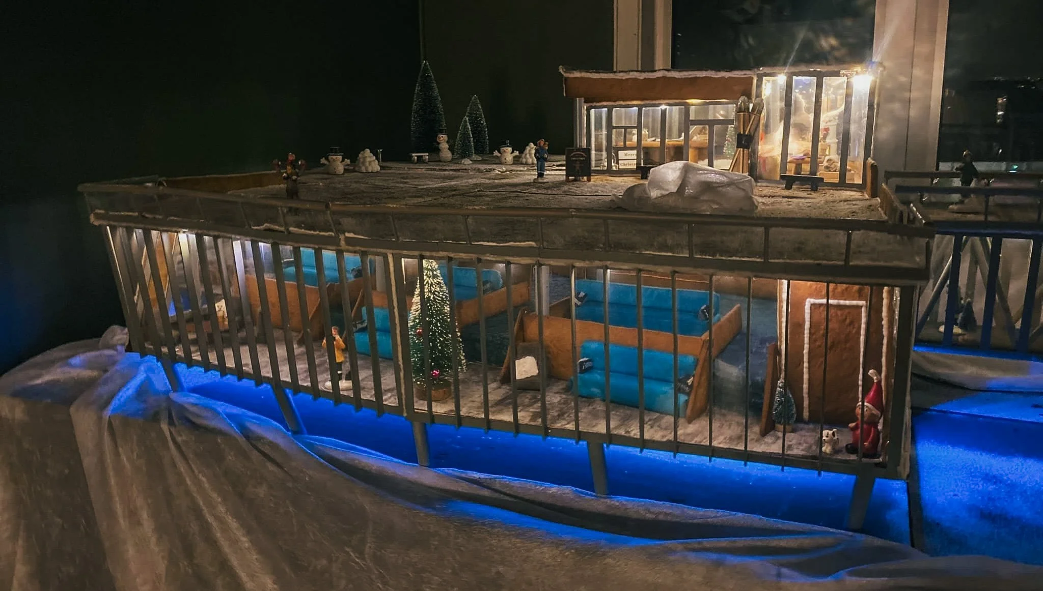 SPECTACULAR GINGERBREAD VERSION OF THE LOEN SKYLIFT