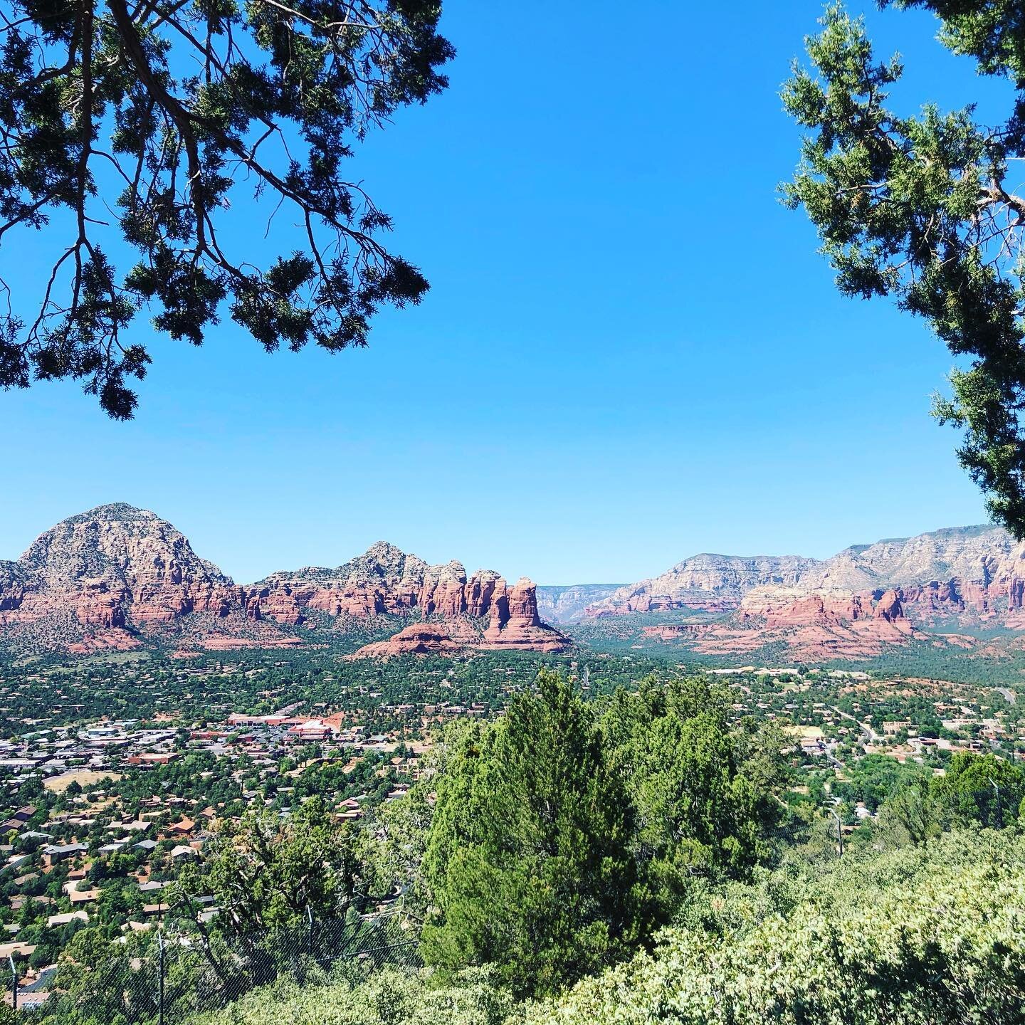 Life imitates Art far more than Art imitates Life. ☀️🌵#sedona #arizona #boundandlimitless