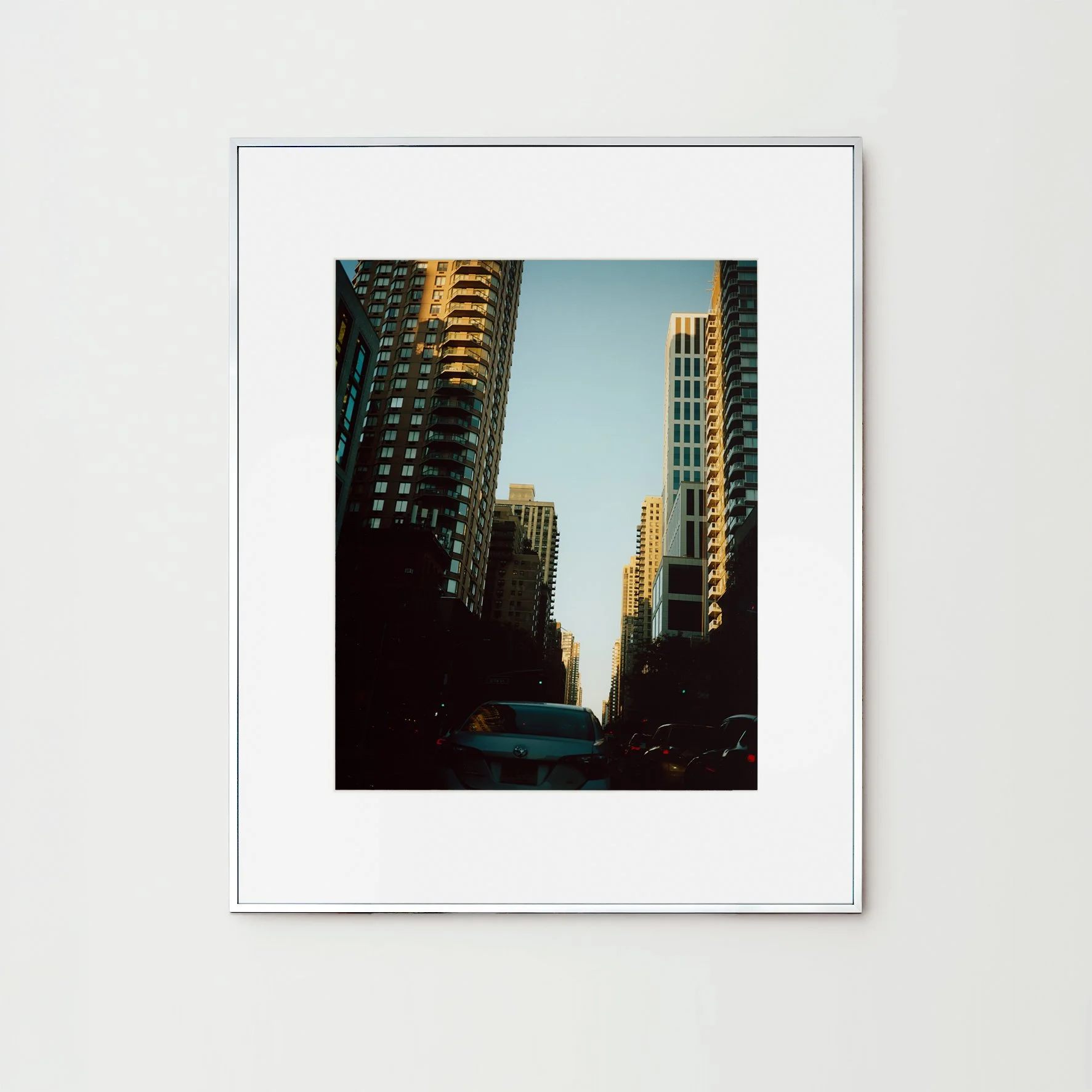 Manhattan_Nina-Raasch_Rahmen.jpg