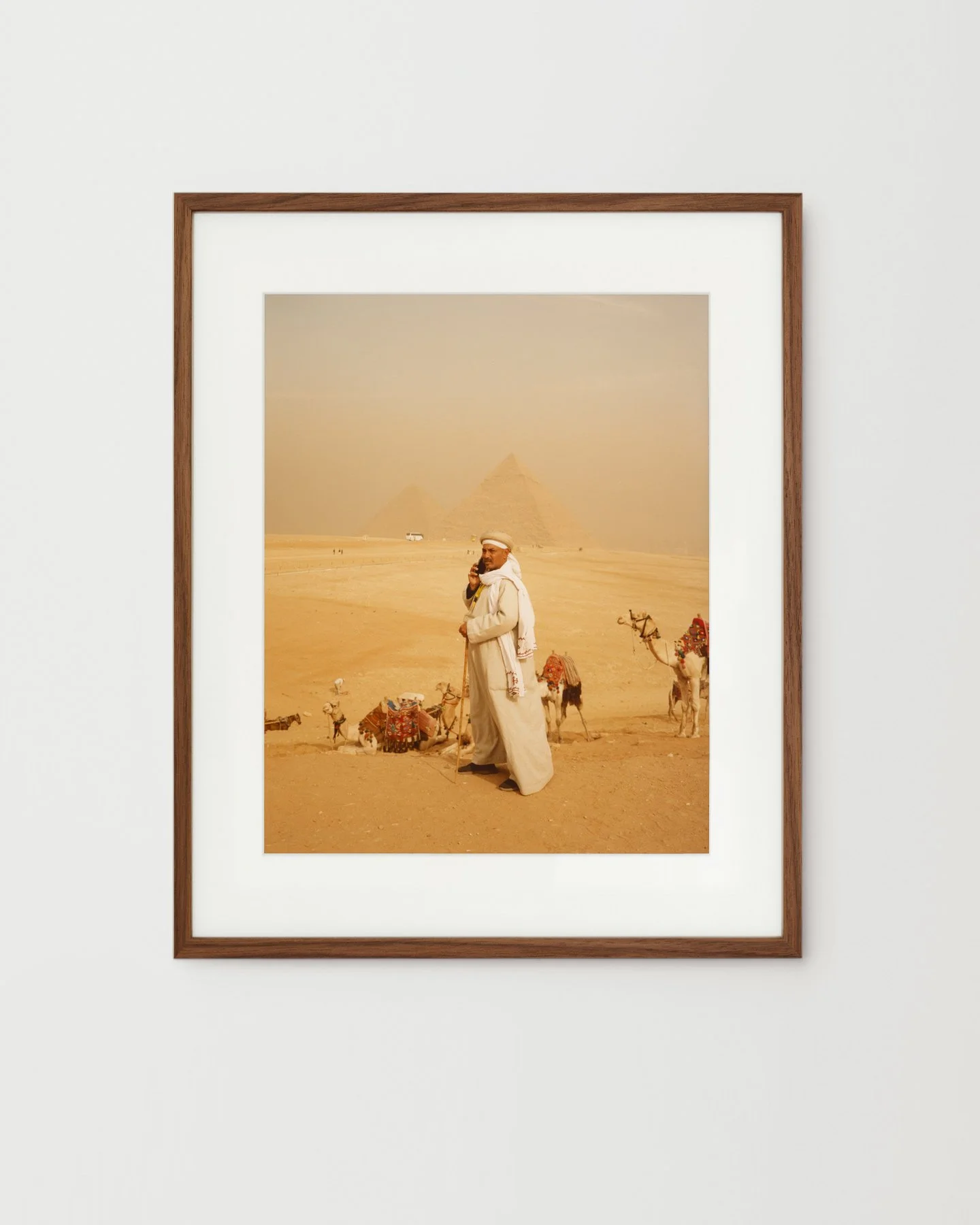 Nina-Raasch_Call-you_50x62,5cm_brown.jpg