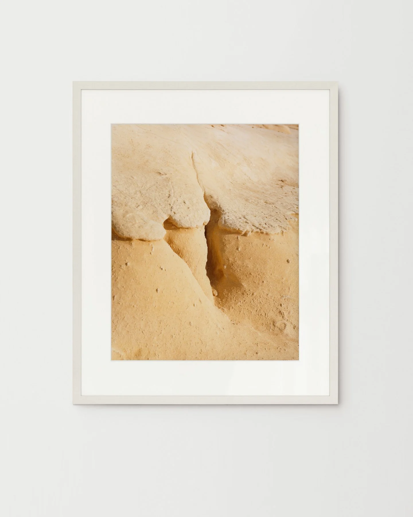 Nina-Raasch_Nude_50x62,5cm_white.jpg