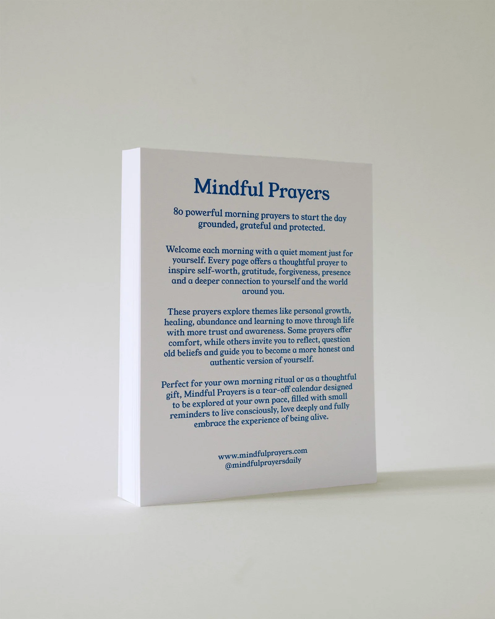 260602_Mindful-Prayers_abfotografiert_0103a.jpg