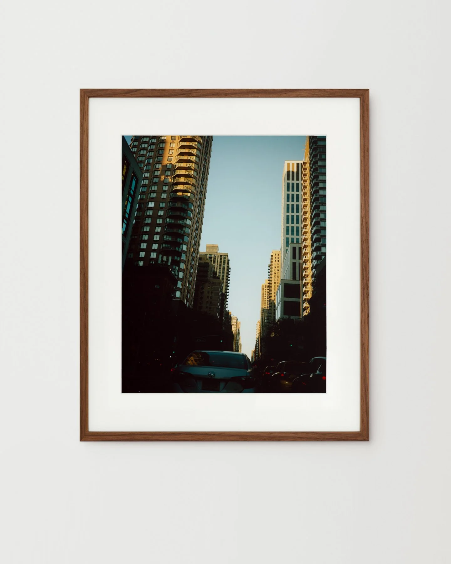 Nina-Raasch_NYC_50x62,5cm_brown.jpg