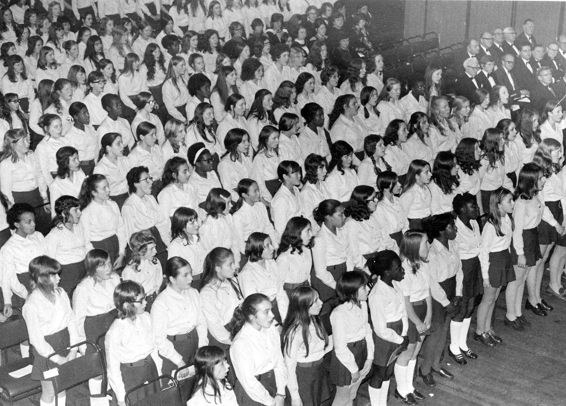 1966-1976(4).jpg