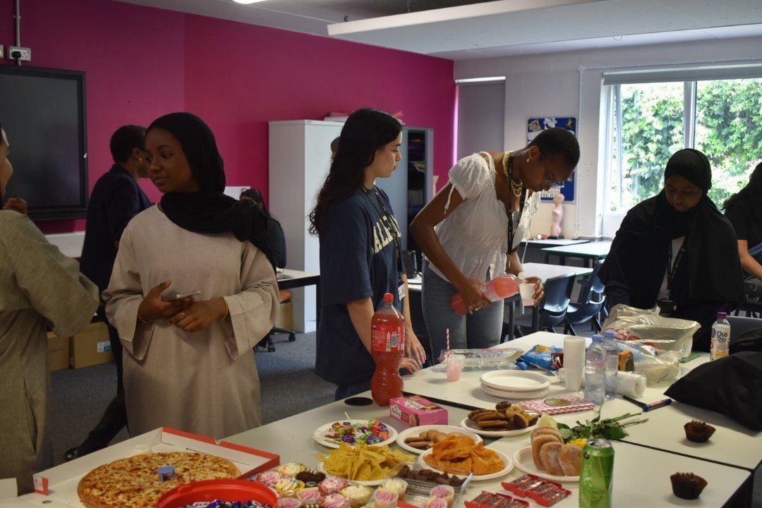 The year 13 Health and Social Care students had a wonderful time at their farewell gathering, bonding over scrumptious food, snacks, and drinks. 🍕🥤

CGA hopes you achieve great success and happiness in life! 
We look forward to seeing your growth. 