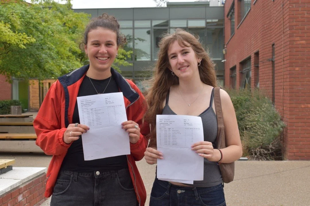 Well done to Mimi and Zeina for smashing their GCSEs with ten 9s! You should both be so proud! 🎉We wish you more success in your future studies. 😁

#GCSE #GCSEResultsDay2025 #CGA