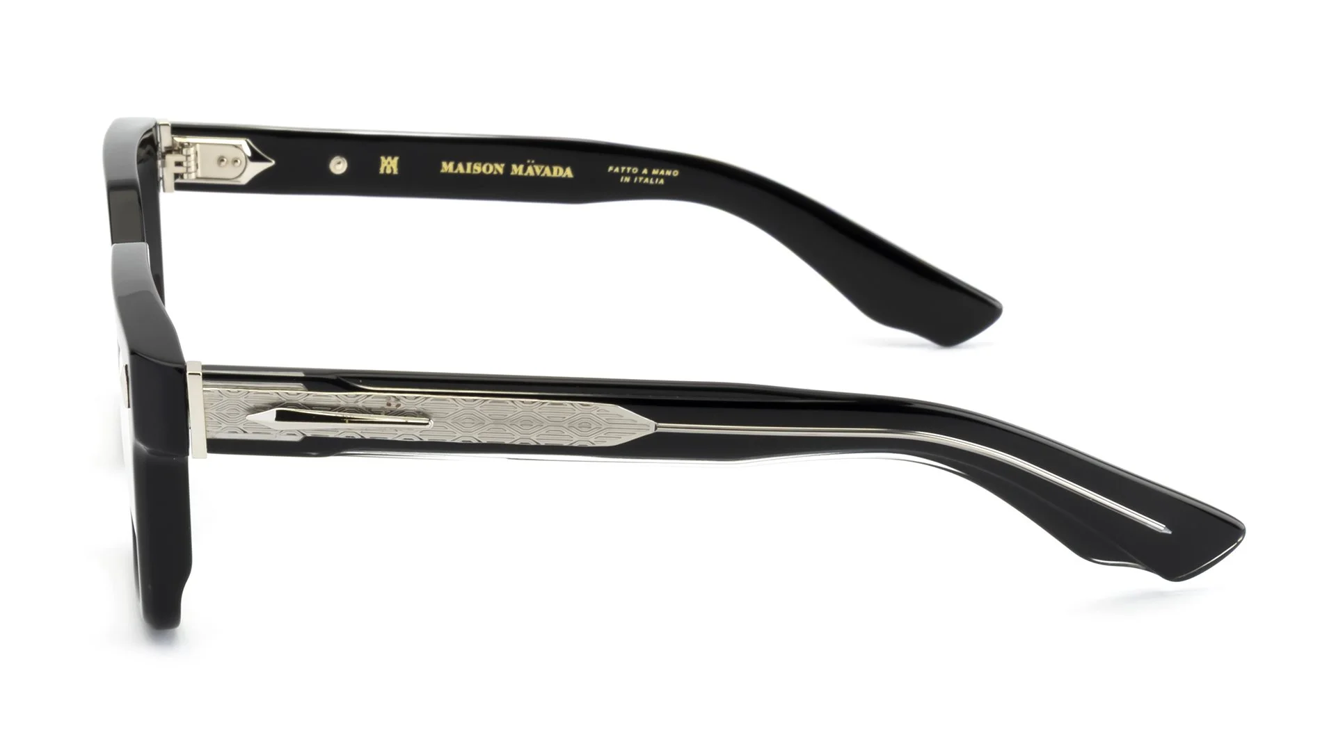   Lux 4 C.7007/BXLR    Frame Colour:  Black   Lens Colour:  Transparent   Specifications:   Mazzucchelli acetate – 100% Italian and of natural origin Pins riveted to both the front piece and the temples   Size:  52-19-148 