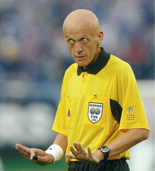 Referee Mental Toughness: Staying Calm Under Pressure in Soccer Officiating
