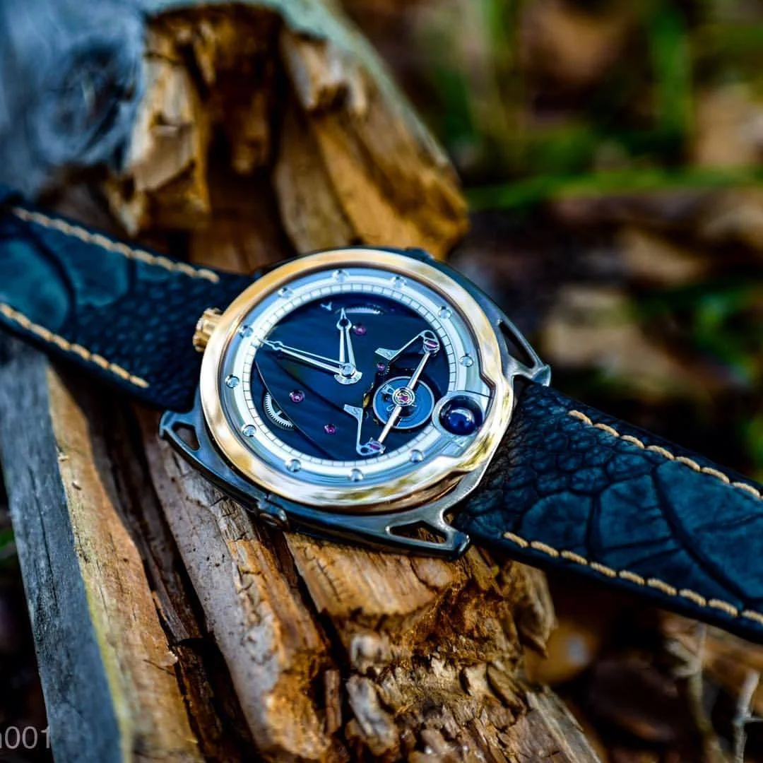 BLACK OSTRICH LEG STRAP + PATINA STITCHING FOR PANERAI PAM422