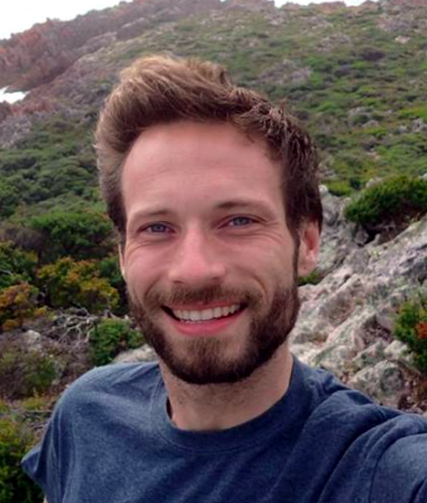 Ross Whippio, M.S Ross hails from the cold waters of the Pacific Northwest where he was trained as a scientific diver at the University of Washington’s Friday Harbor Labs in 2009. His primary research interests have included the community ecology of marine habitats, especially kelp forests and the rocky subtidal zone, and the role of biodiversity in ecosystem function. He has worked extensively in the US and Canada on projects ranging from studies of sea urchin movement to sea otter impacts on invertebrate communities. Currently, he is the head technician for the Smithsonian’s MarineGEO project and regularly leads research diving operations all over the world