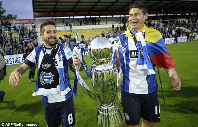 Joao Moutinho & James Rodriguez