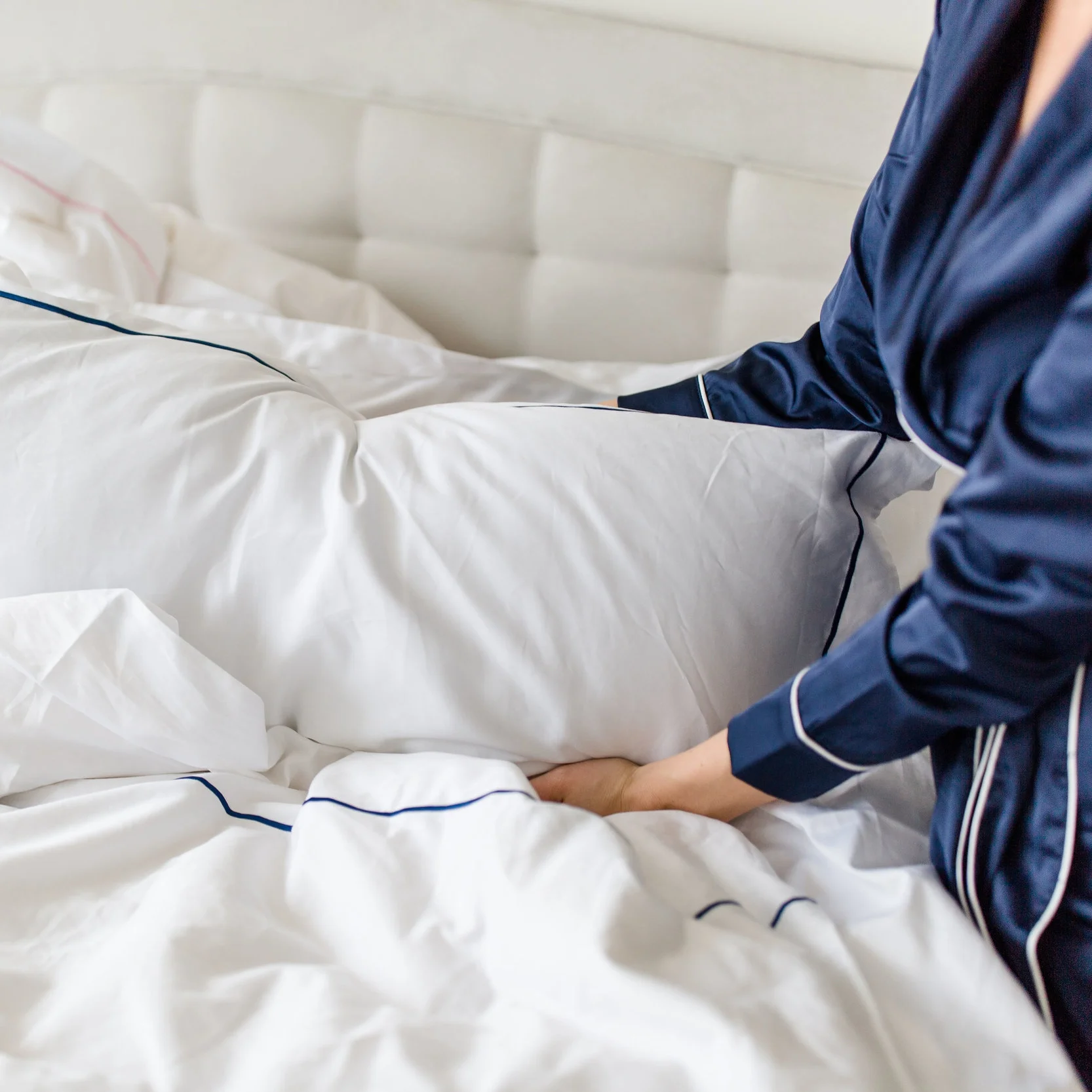 Pillow Case Navy My Luxury Linen Sweden.jpg