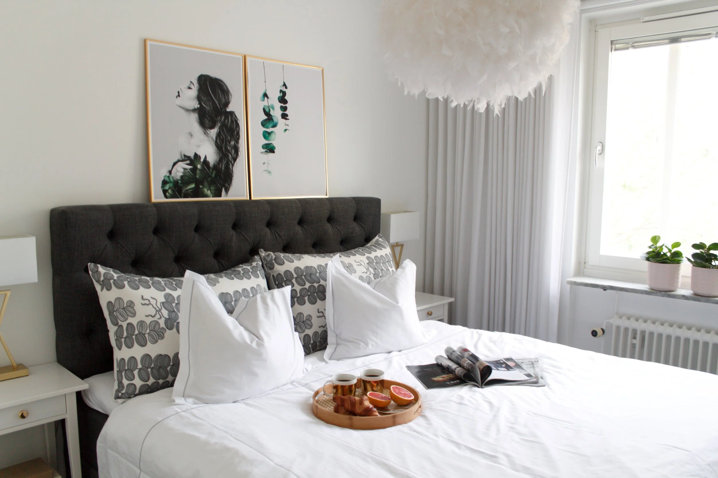 Ida is matching the headboard with My Luxury Linen’s Signature pillowcases in Grey.