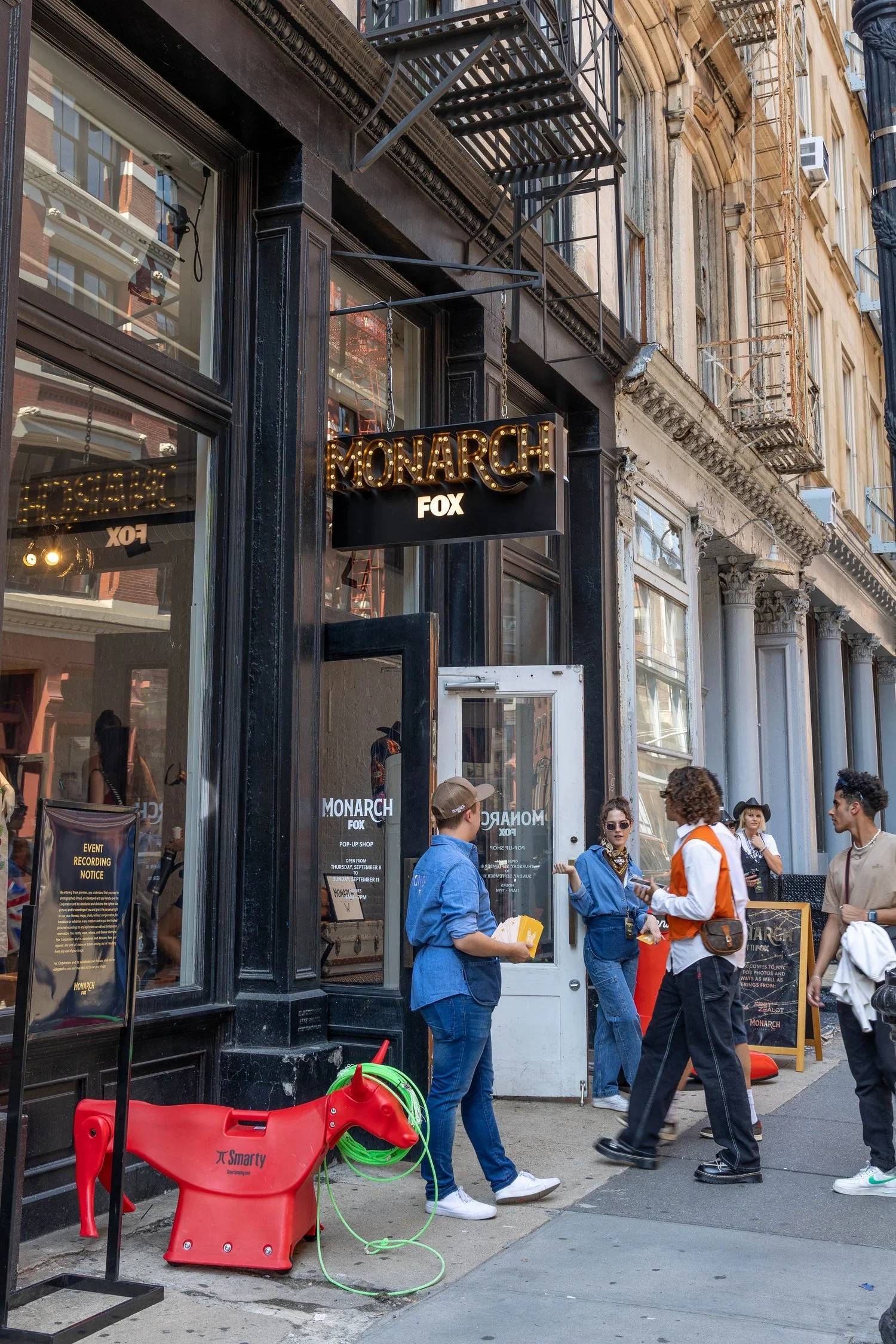 CREATIVE_RIFF_FOX_MONARCH_POPUP_2022_Margarita_Corporan+2022_Portraits_Margarita_Corporan-4999.jpeg
