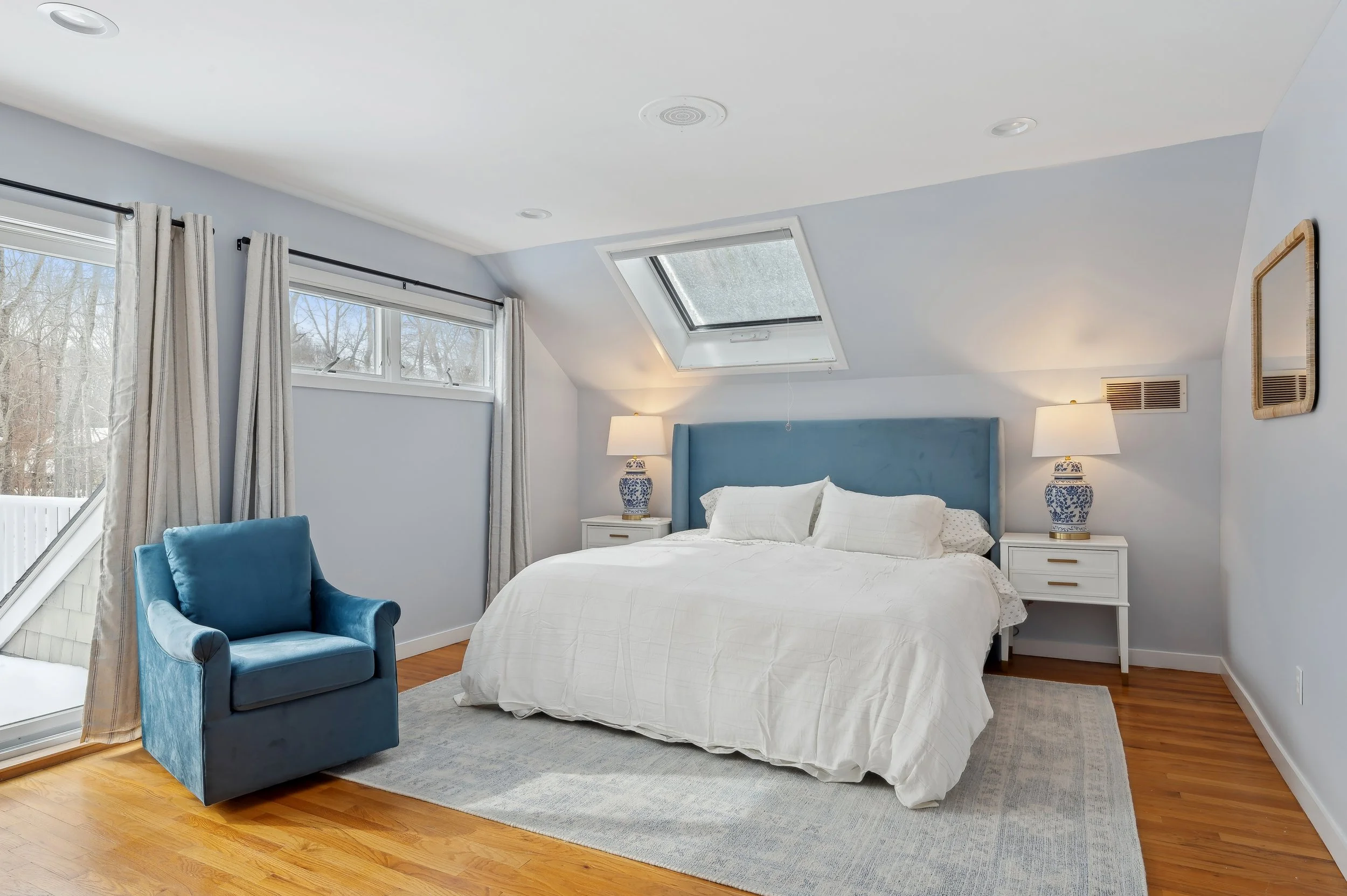 28-10 Crescent Way Shelter Island 5720 Bedrm2ndFlr.jpg