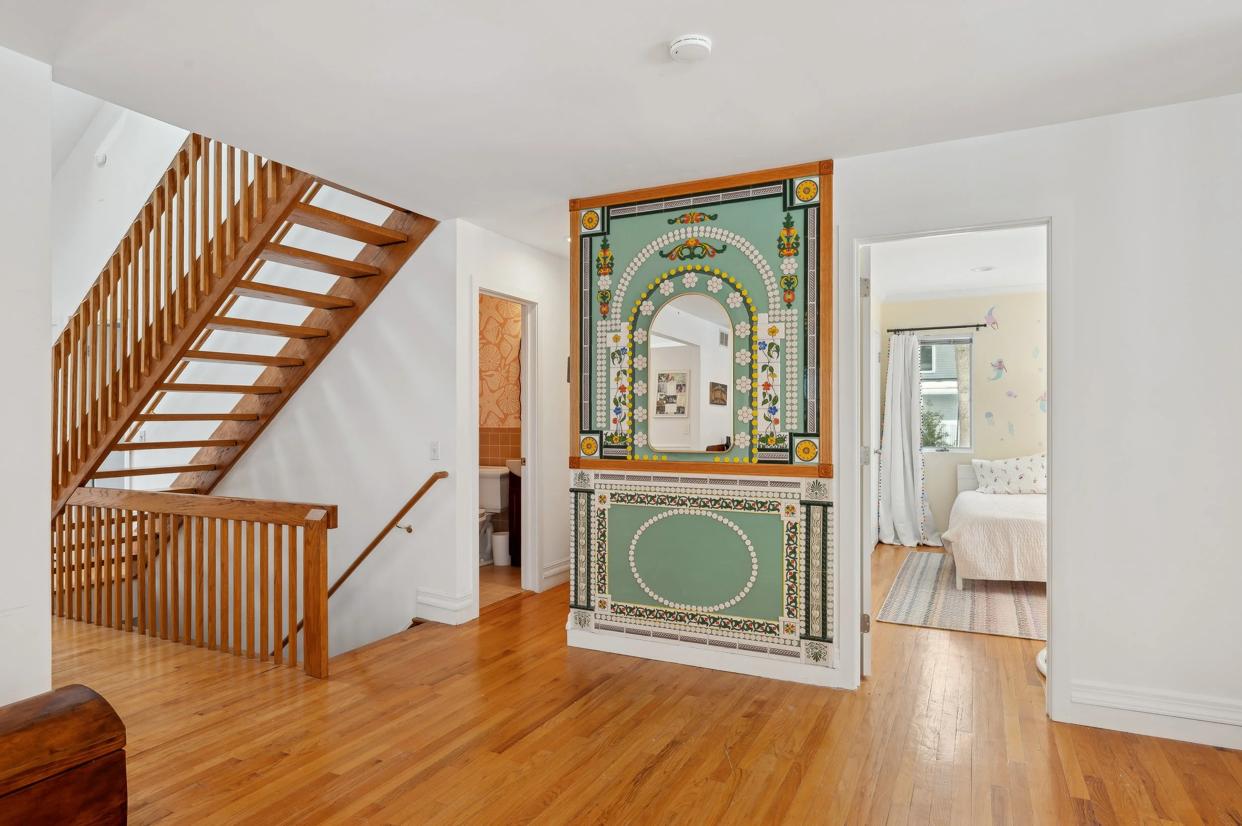 26-10 Crescent Way Shelter Island 5771 Altar.jpg