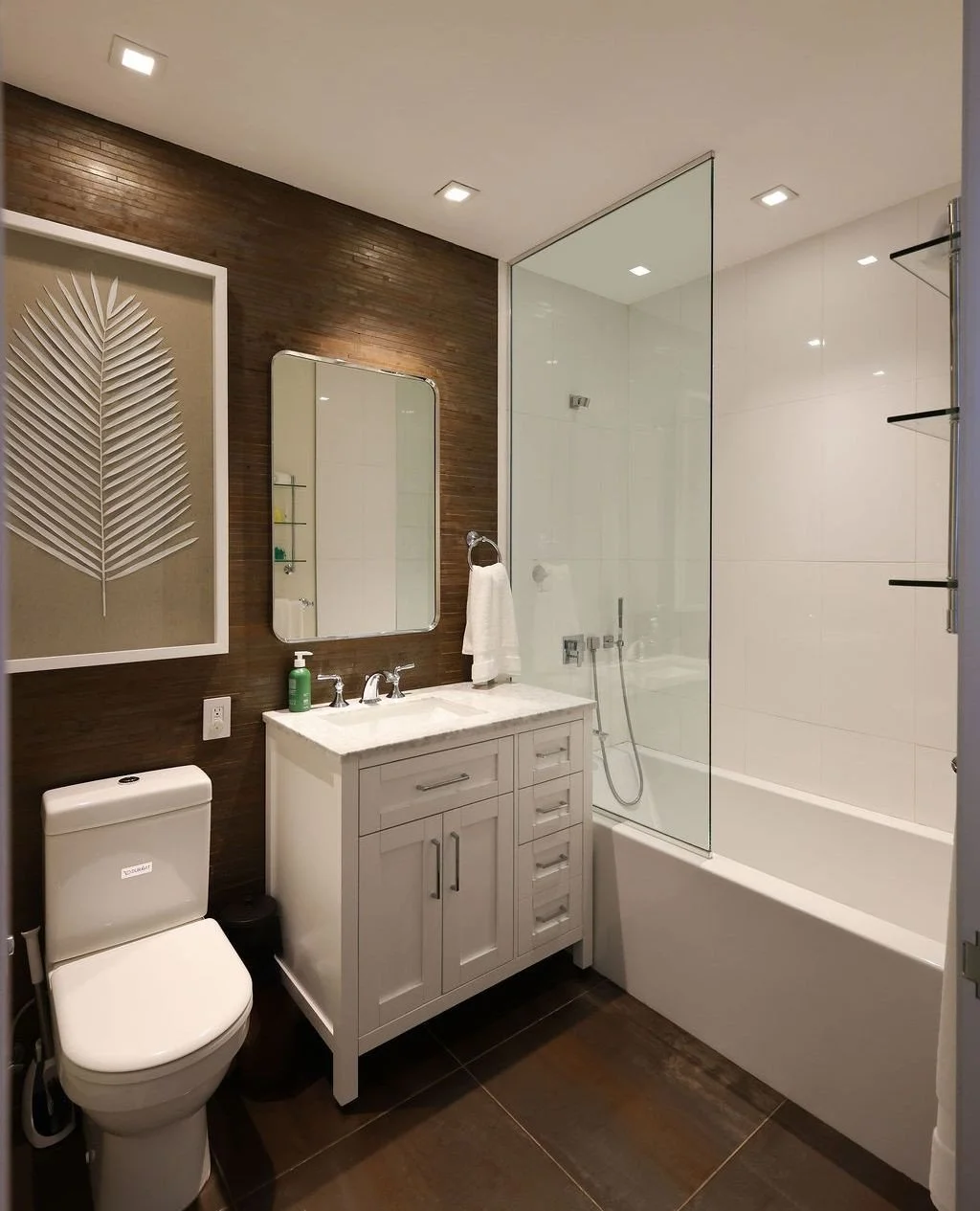 Swipe for the Befores ➡️: three bathrooms, three very different transformations 🛁 In this FiDi project, we made intentional choices to avoid a full bathroom demo, including updating the vanities, painting or adding wallpaper, and new mirrors.⁠
Photo