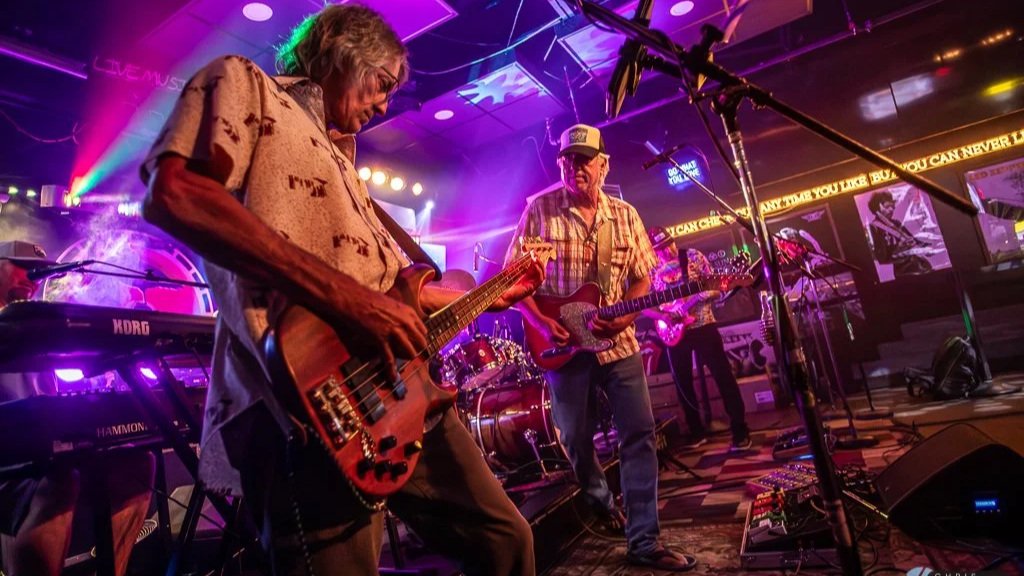 Muskrat BeachBarrels 08102025 9.jpg