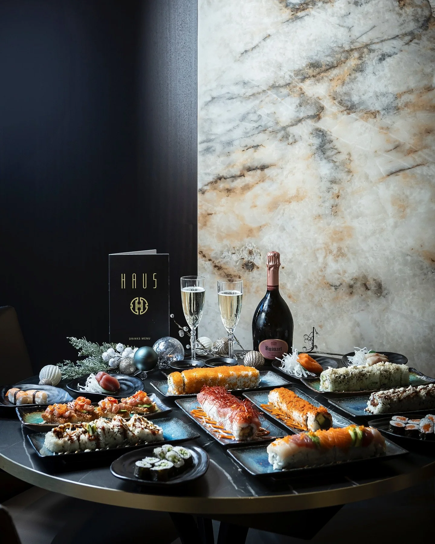 Picture-perfect results, every time! 📸 With over 7 years of experience specialising in professional photography for hospitality clients, our social media agency drives continuous growth and engagement, capturing the essence of your brand in every sh