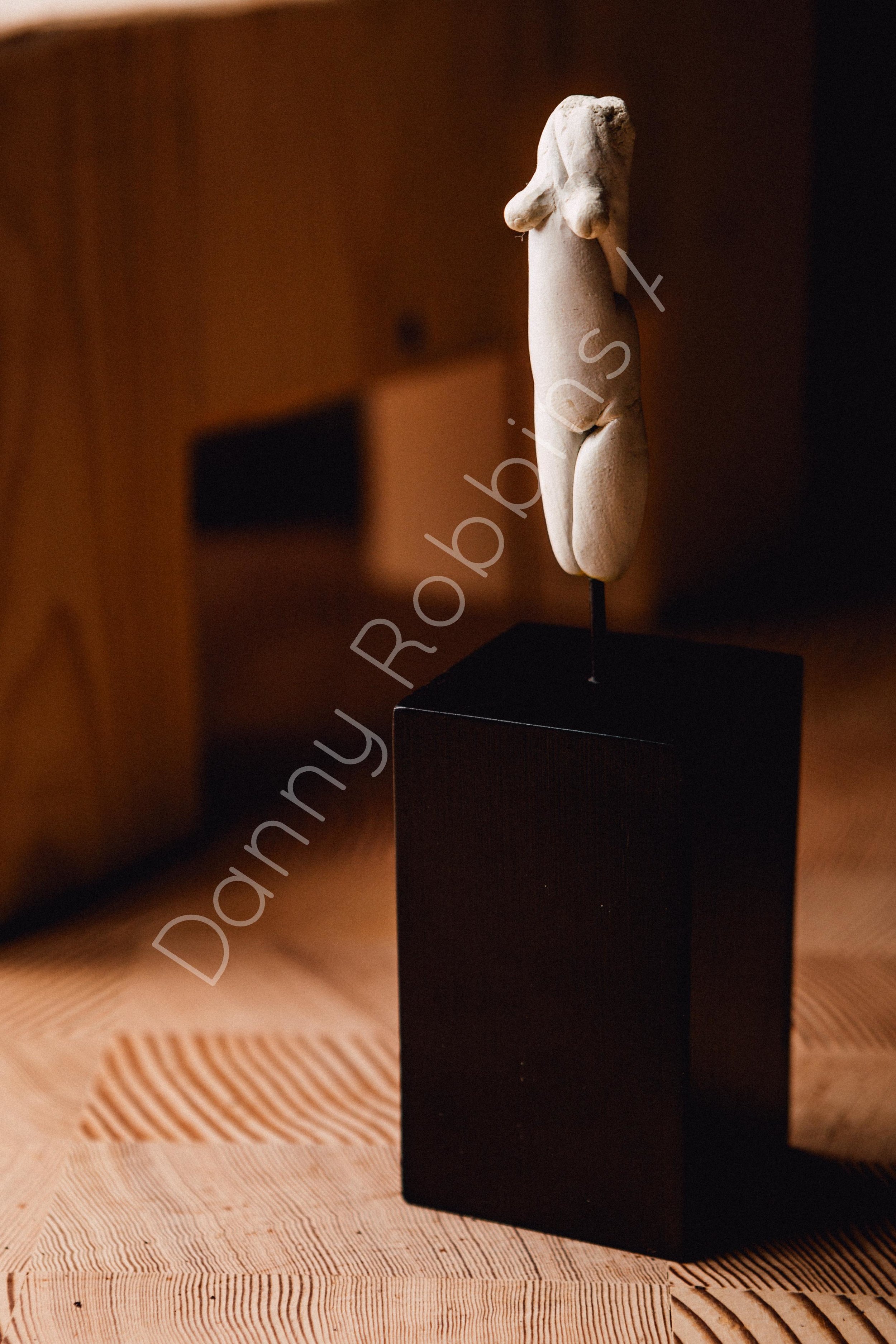 Sculpture-fcdbeca6-2915-4522-a57c-a117b0ee23d3-watermark.jpg