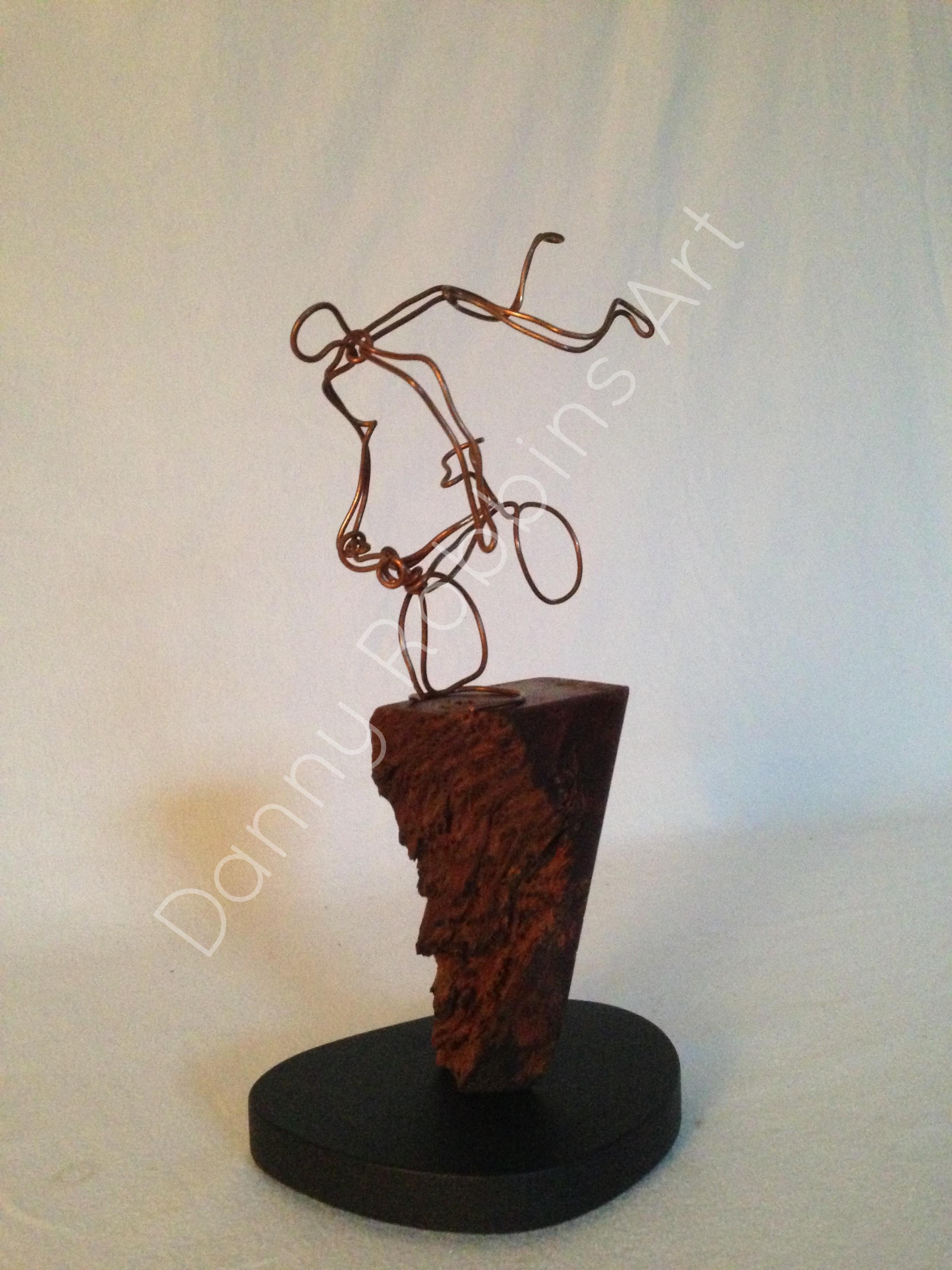 Sculpture-8c90c9b6-d4ad-4e9e-b4c2-384d8aa8da69-watermark.jpg