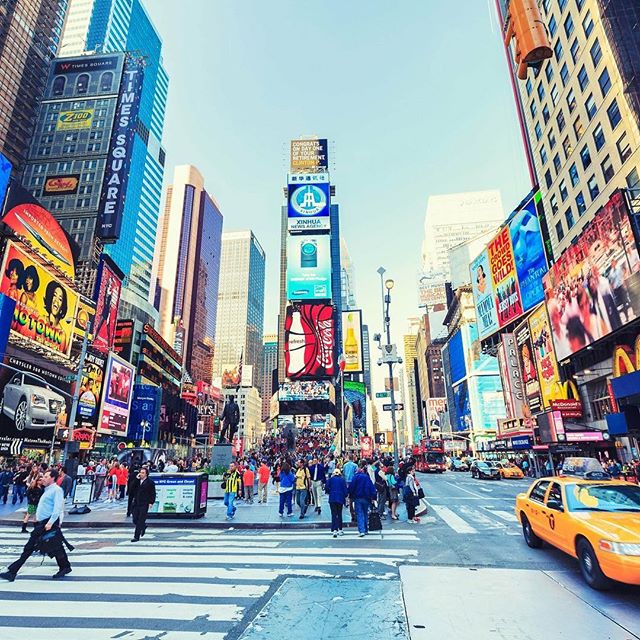 🇺🇸 New York Super Deal! 📆22nd February 2019
4 Nights
✅Edison Hotel
&pound;548 per person‼️
✅Just &pound;75 per person
✈️Direct Heathrow flights
Based on 2 sharing

Call ☎️01472 897333☎️ for further details #newyork #bigapple #usa #edisonhotel @hot