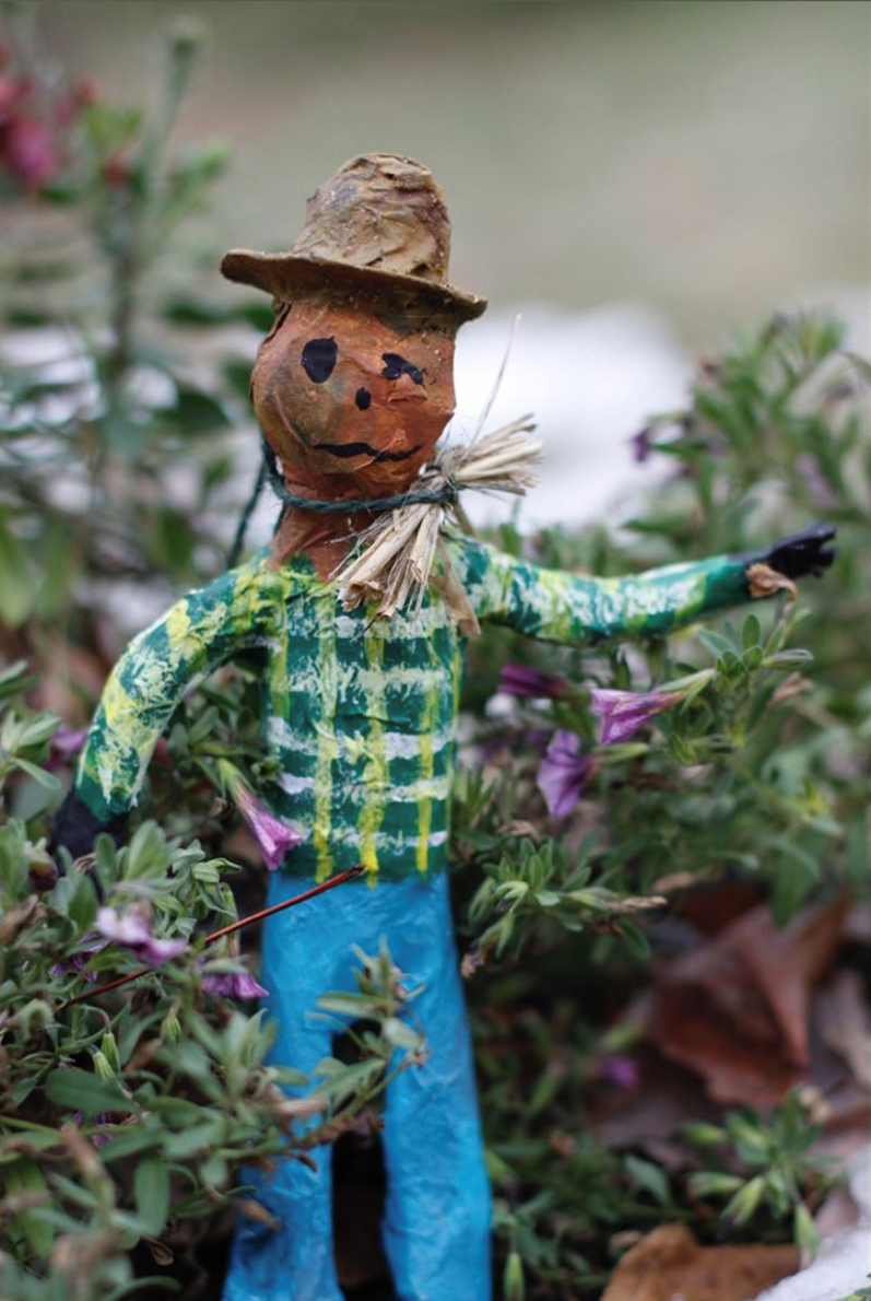 Los Angeles! Makers Mess RowDTLA!  Spooky Halloween Paper Mache Workshop 