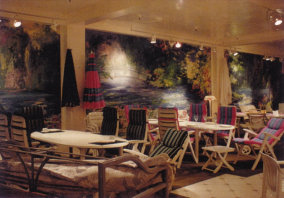 Merchandise Mart Showroom
