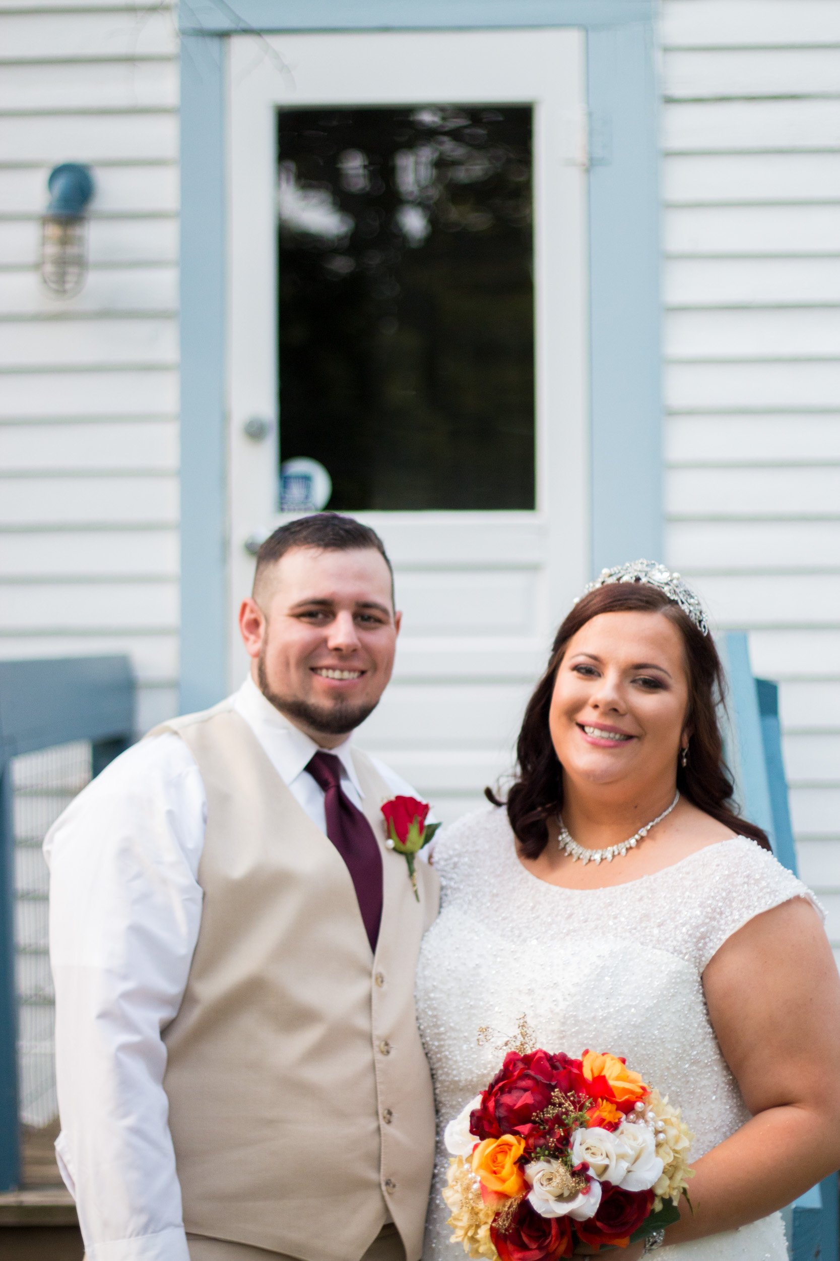 d_e_wedding_couple-16.jpg