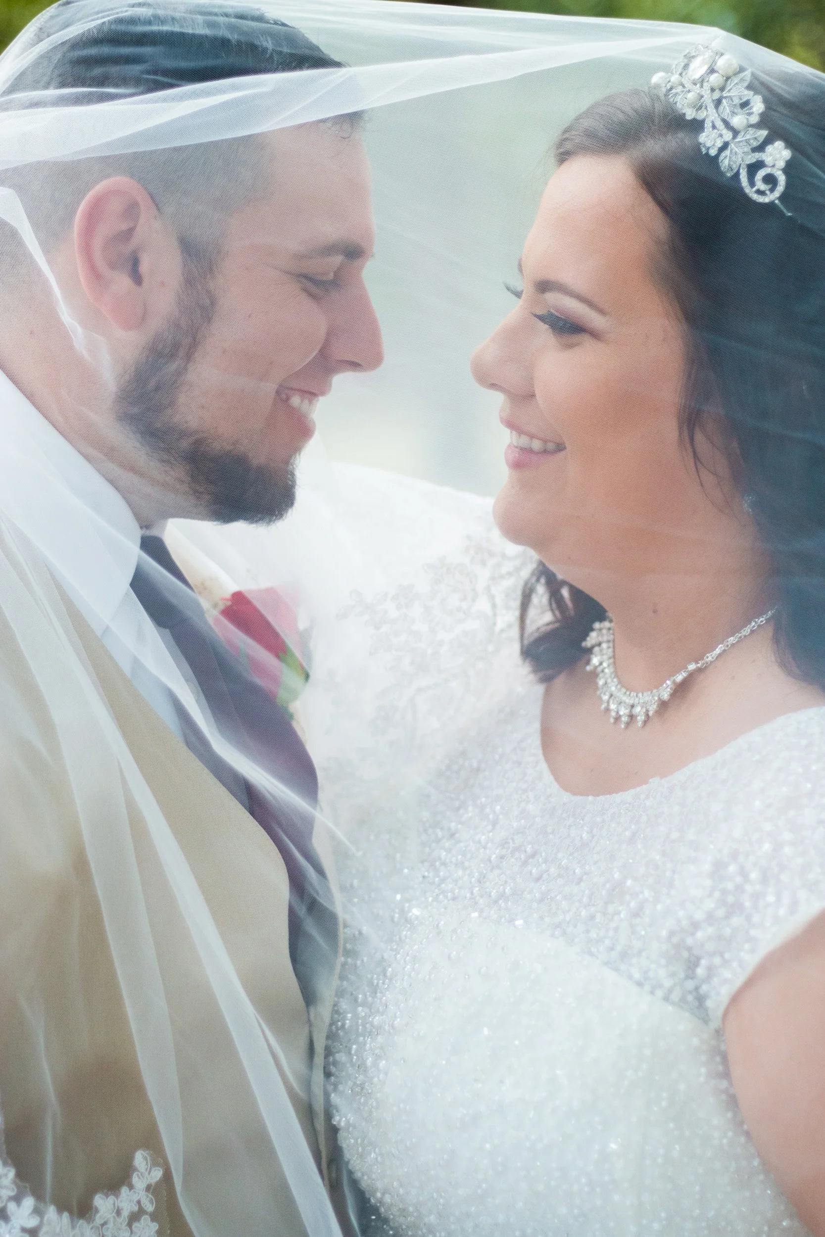 d_e_wedding_couple-43.jpg